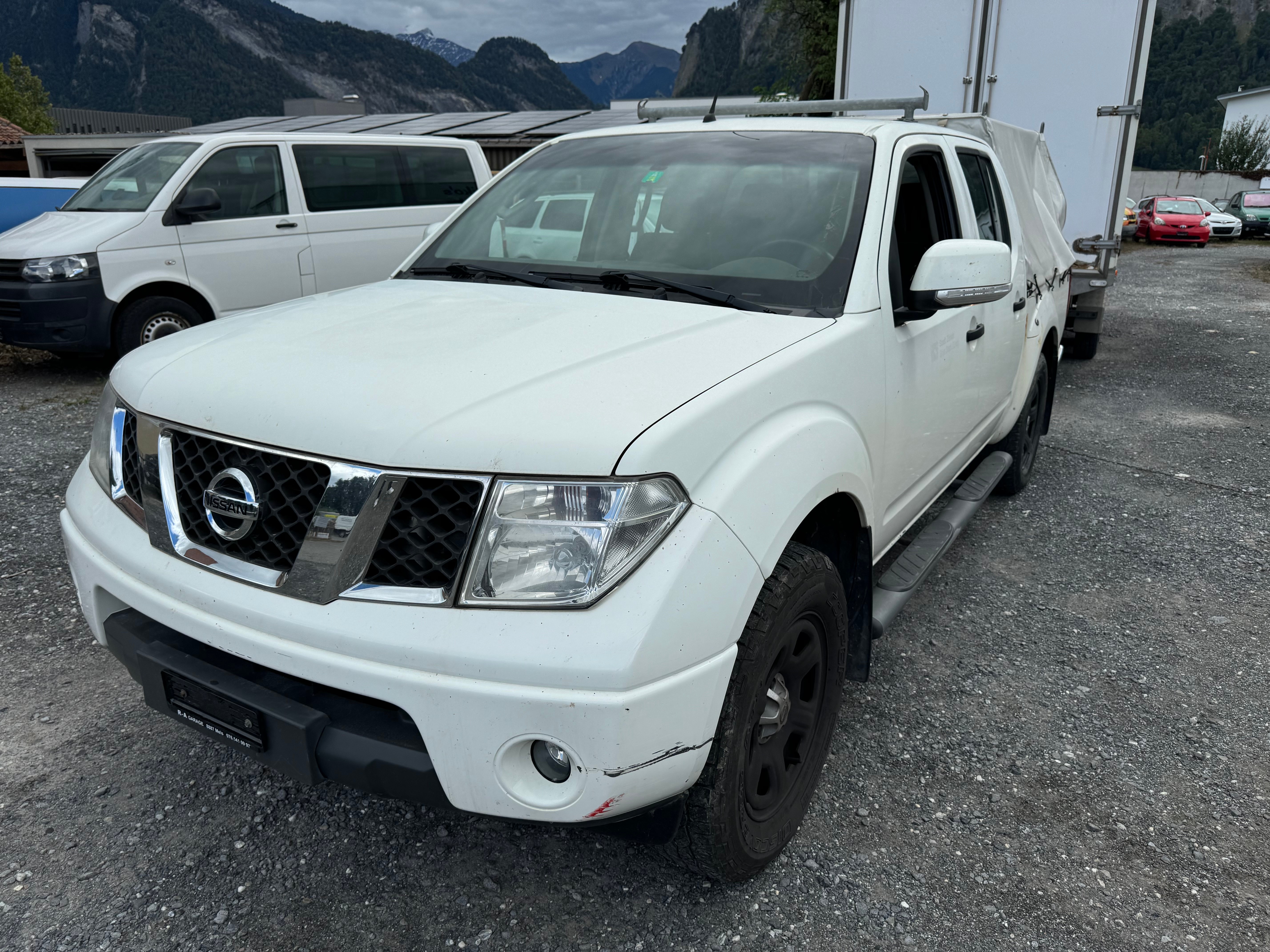 NISSAN Navara Double Cab SE 2.5 dCi A 4WD