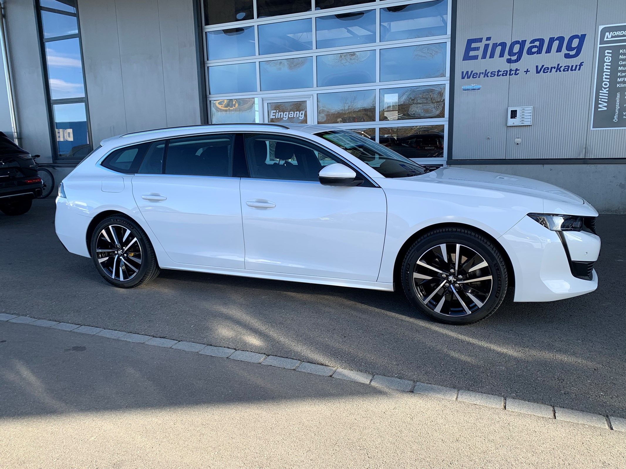 PEUGEOT 508 SW 2.0 BlueHDi Active Business