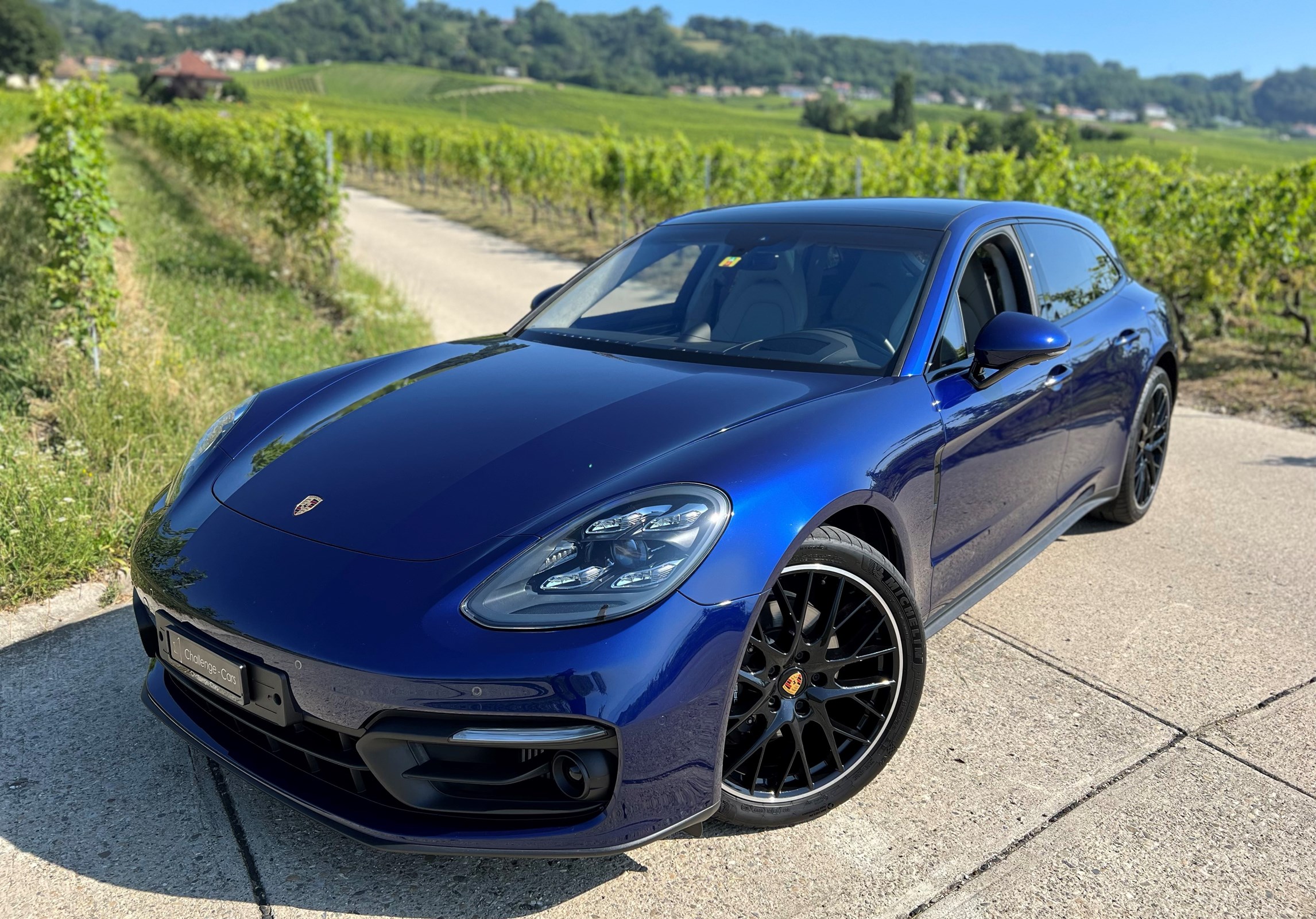 PORSCHE Panamera 4 Sport Turismo Platinum Edition PDK