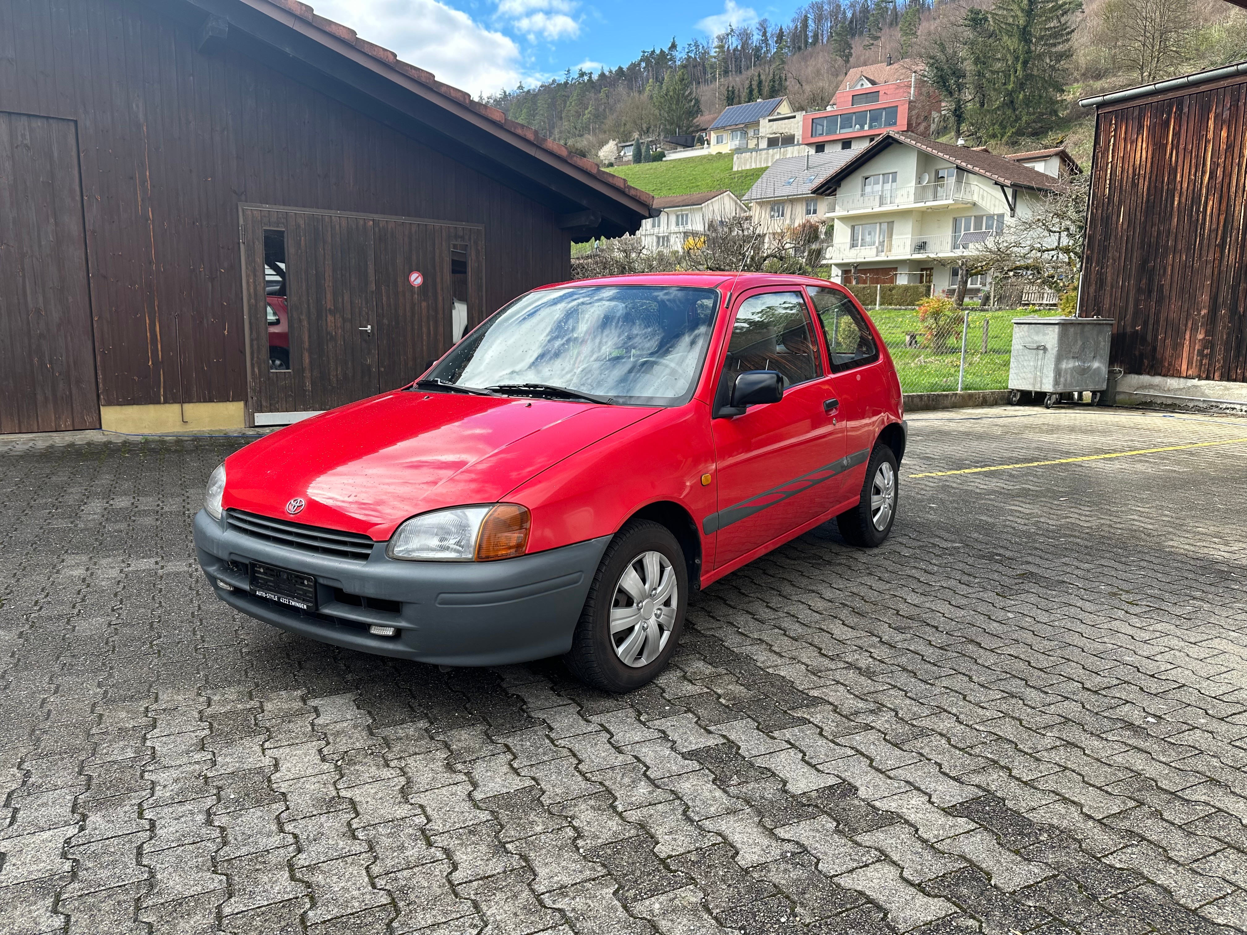 TOYOTA Starlet 1.3