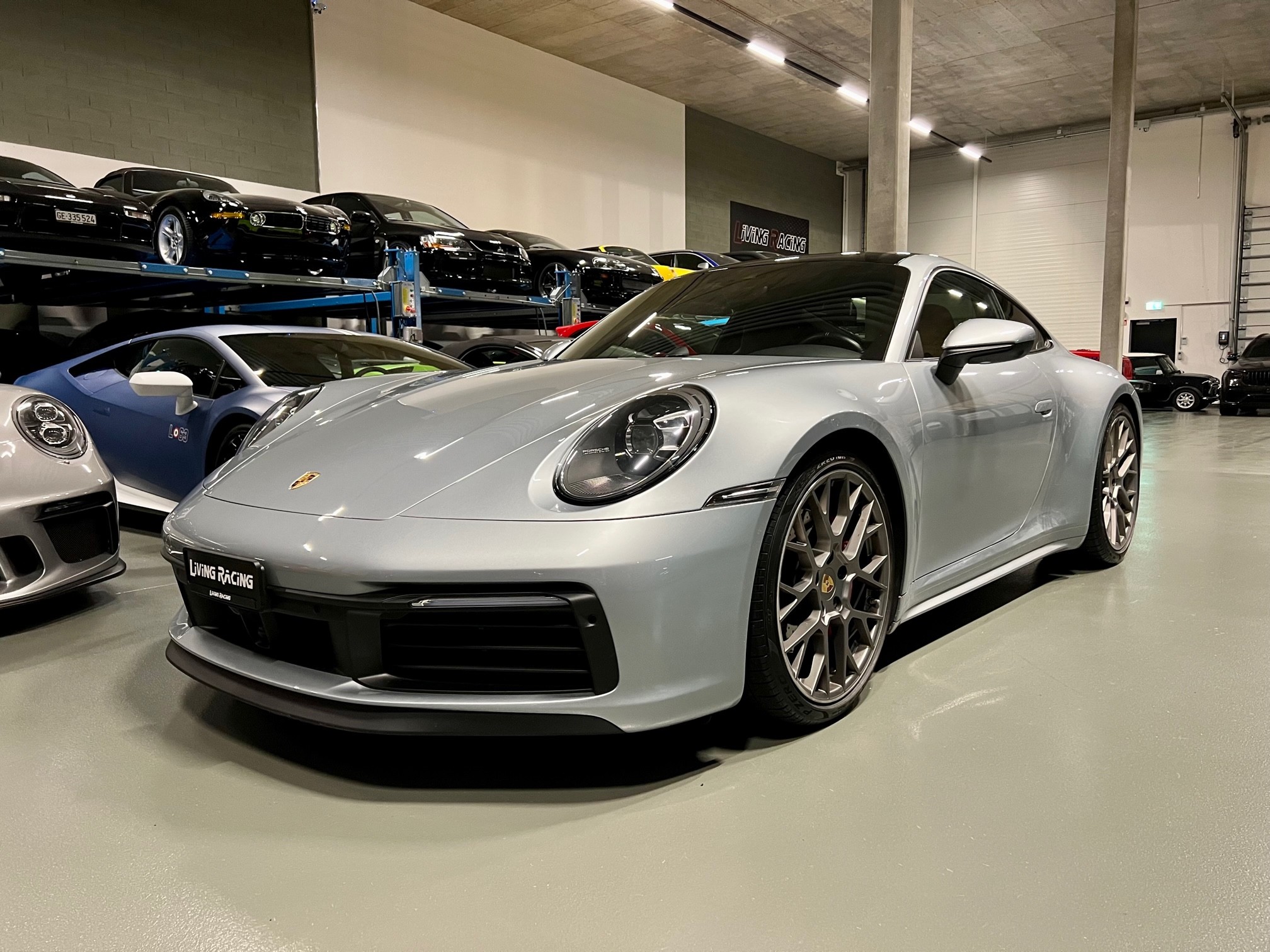 PORSCHE 911 Carrera 4S PDK