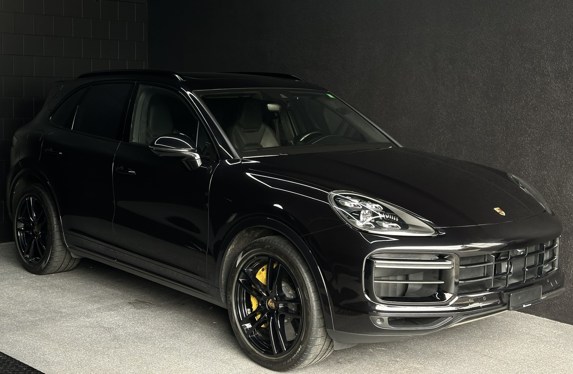 PORSCHE Cayenne Turbo