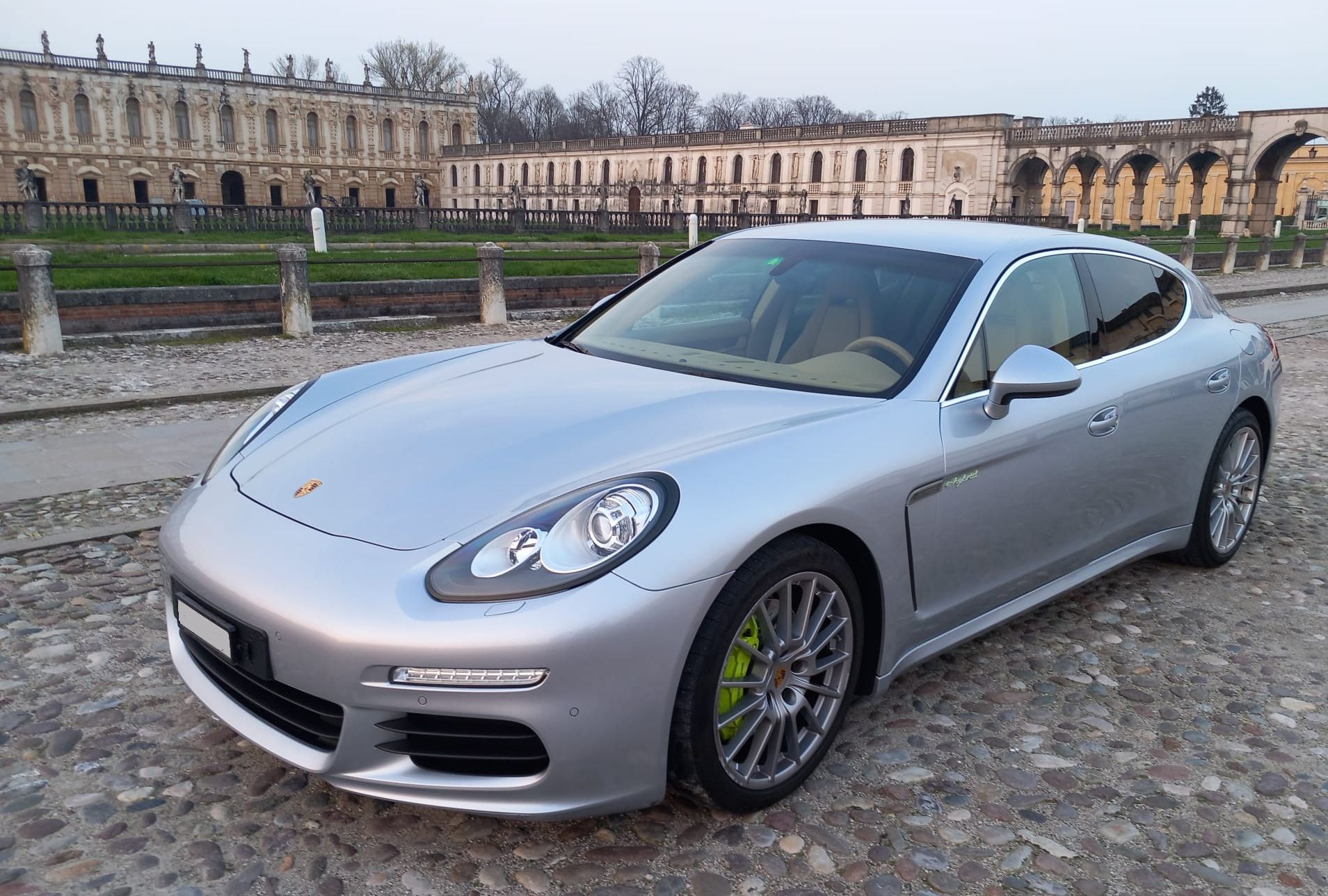 PORSCHE Panamera S E-Hybrid