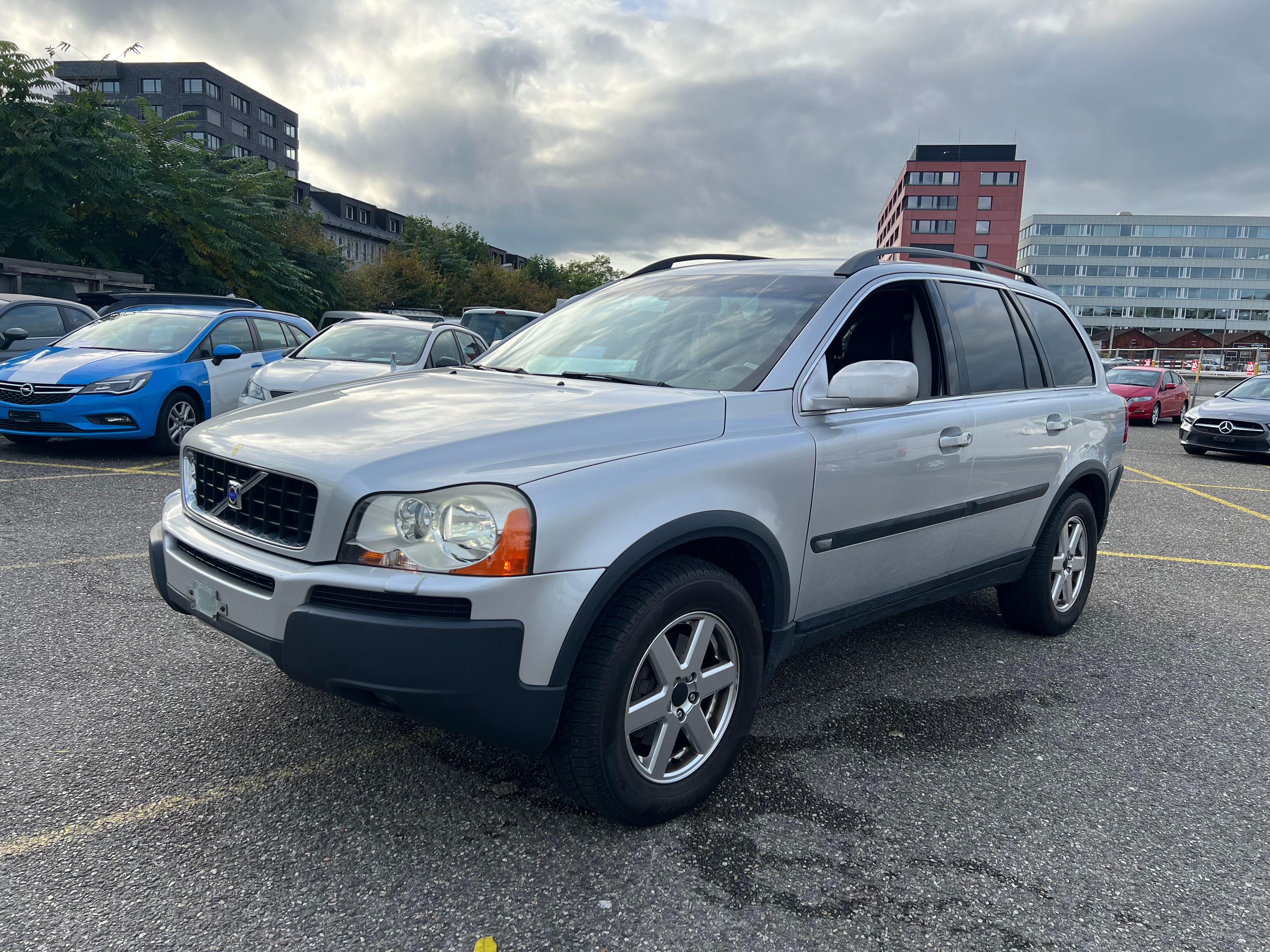 VOLVO XC90 2.5T AWD Momentum