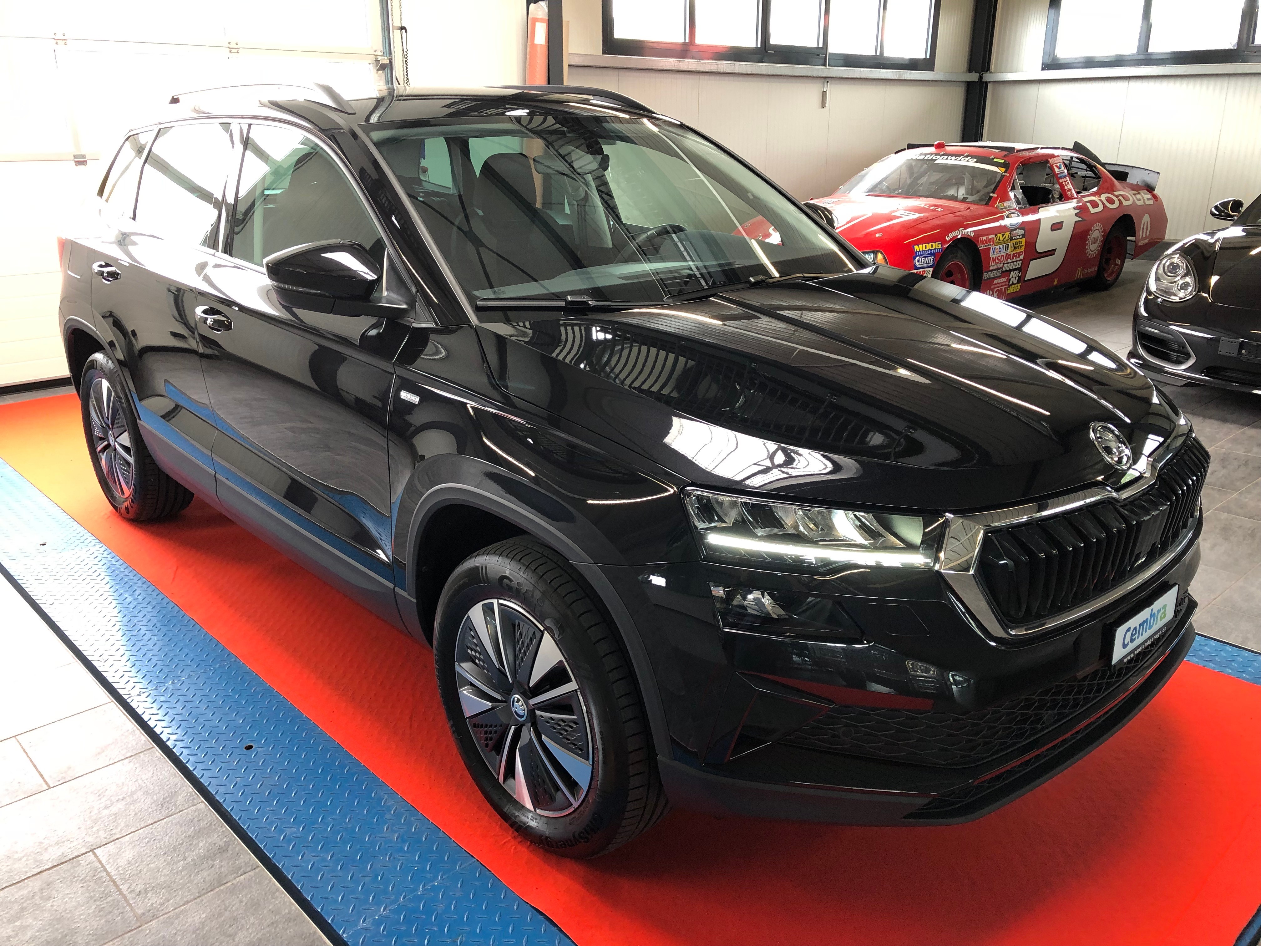 SKODA Karoq 2.0 TDI CR Tour 4x4 DSG