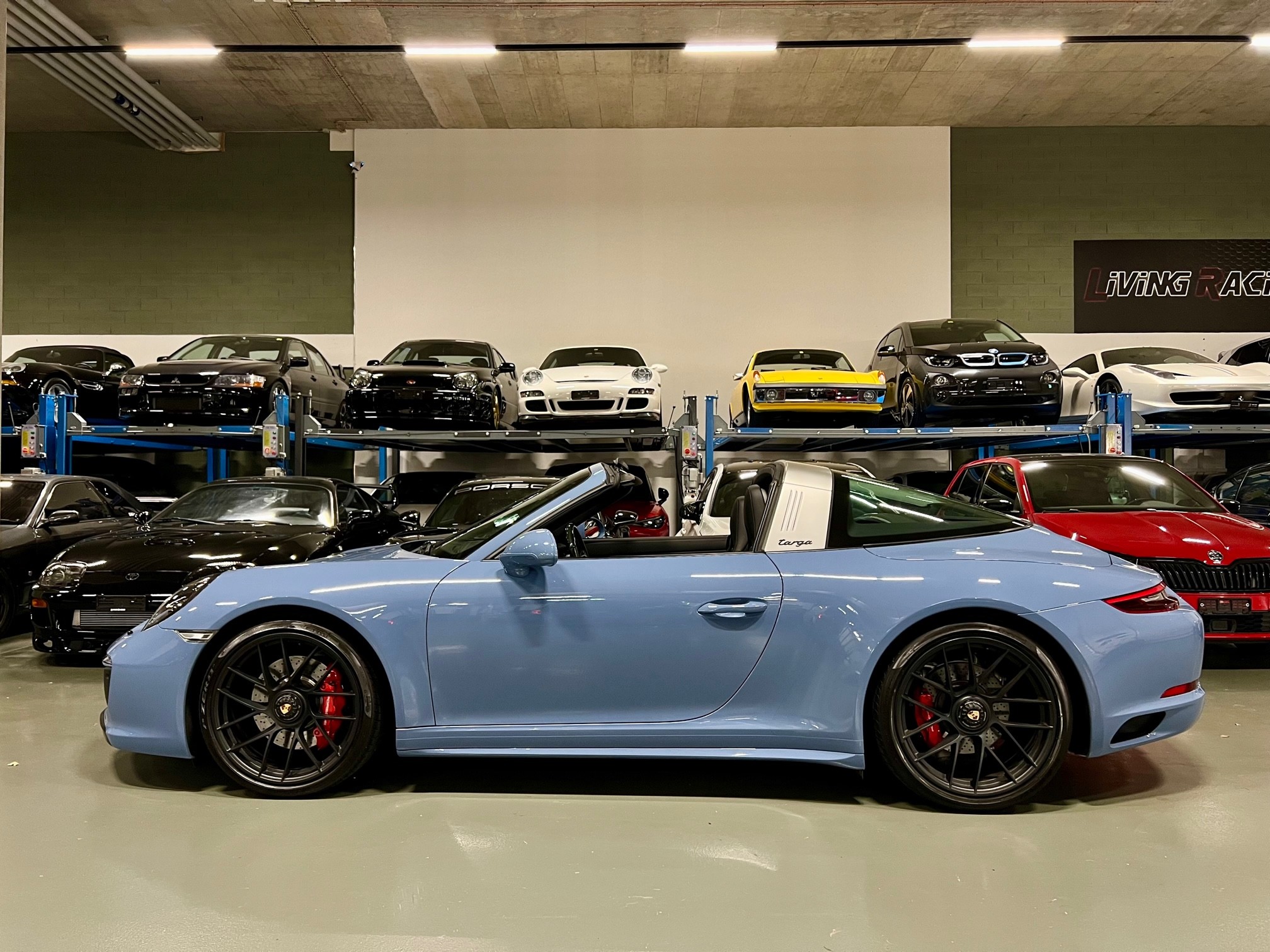 PORSCHE 911 Targa 4 GTS PDK