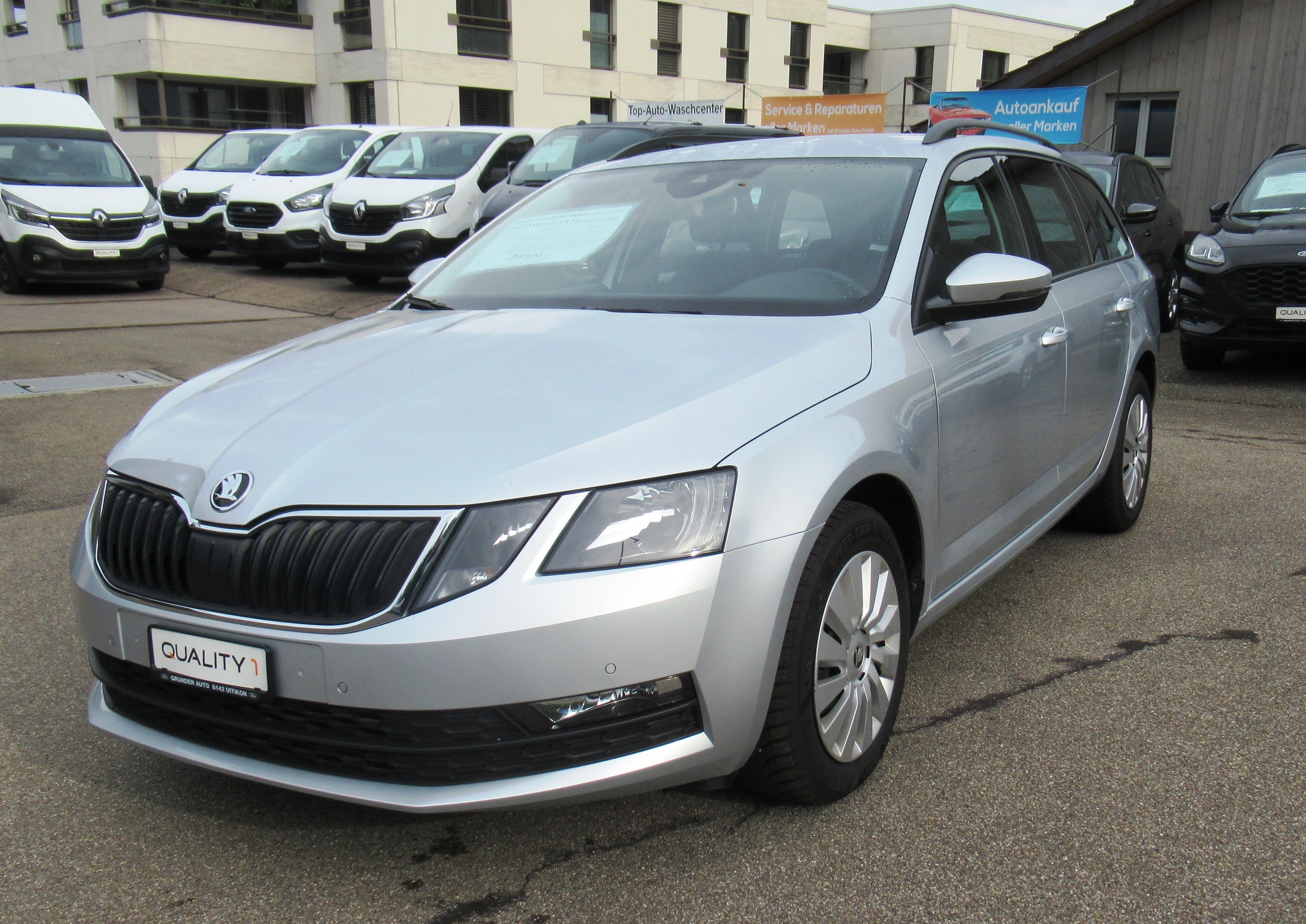 SKODA Octavia Combi 1.5 TSI Ambition DSG