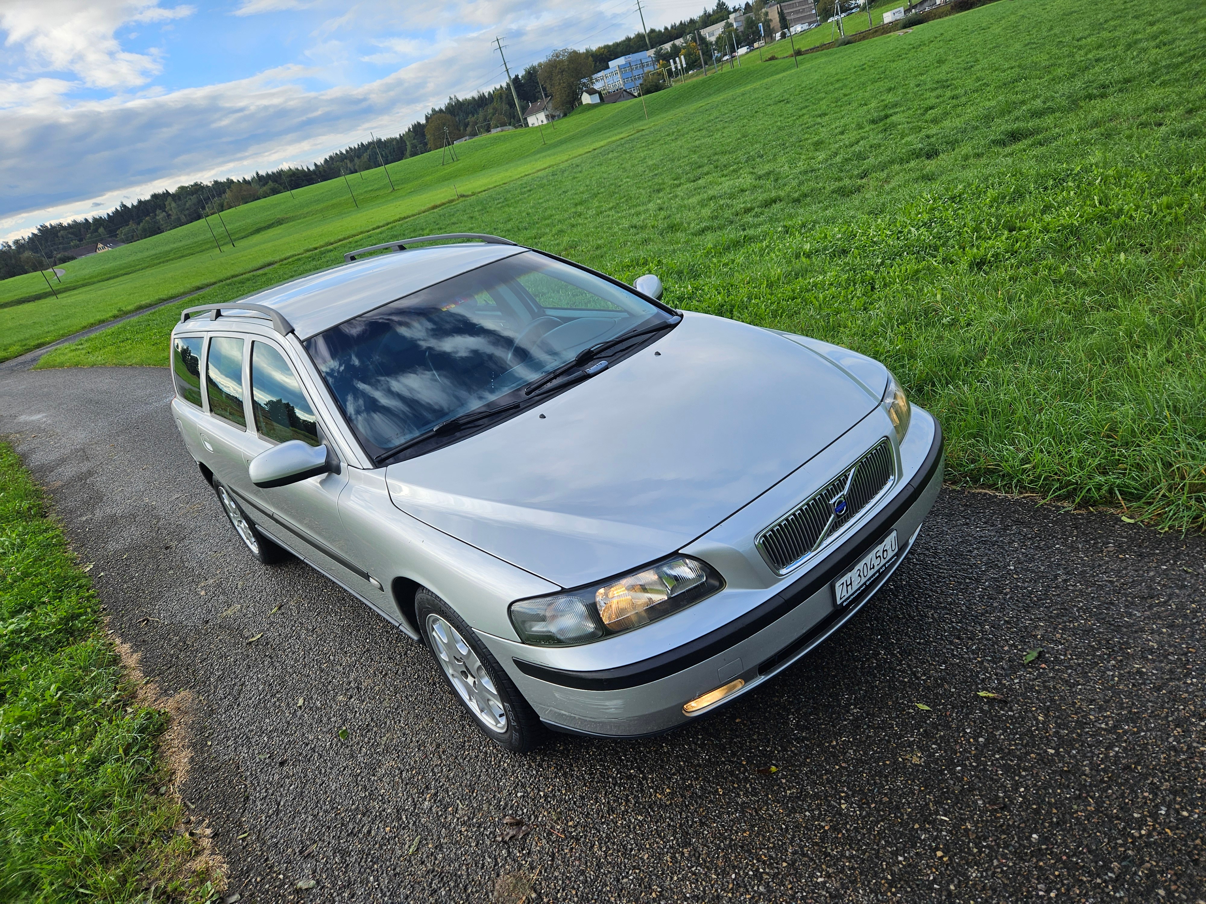 VOLVO V70 2.4T