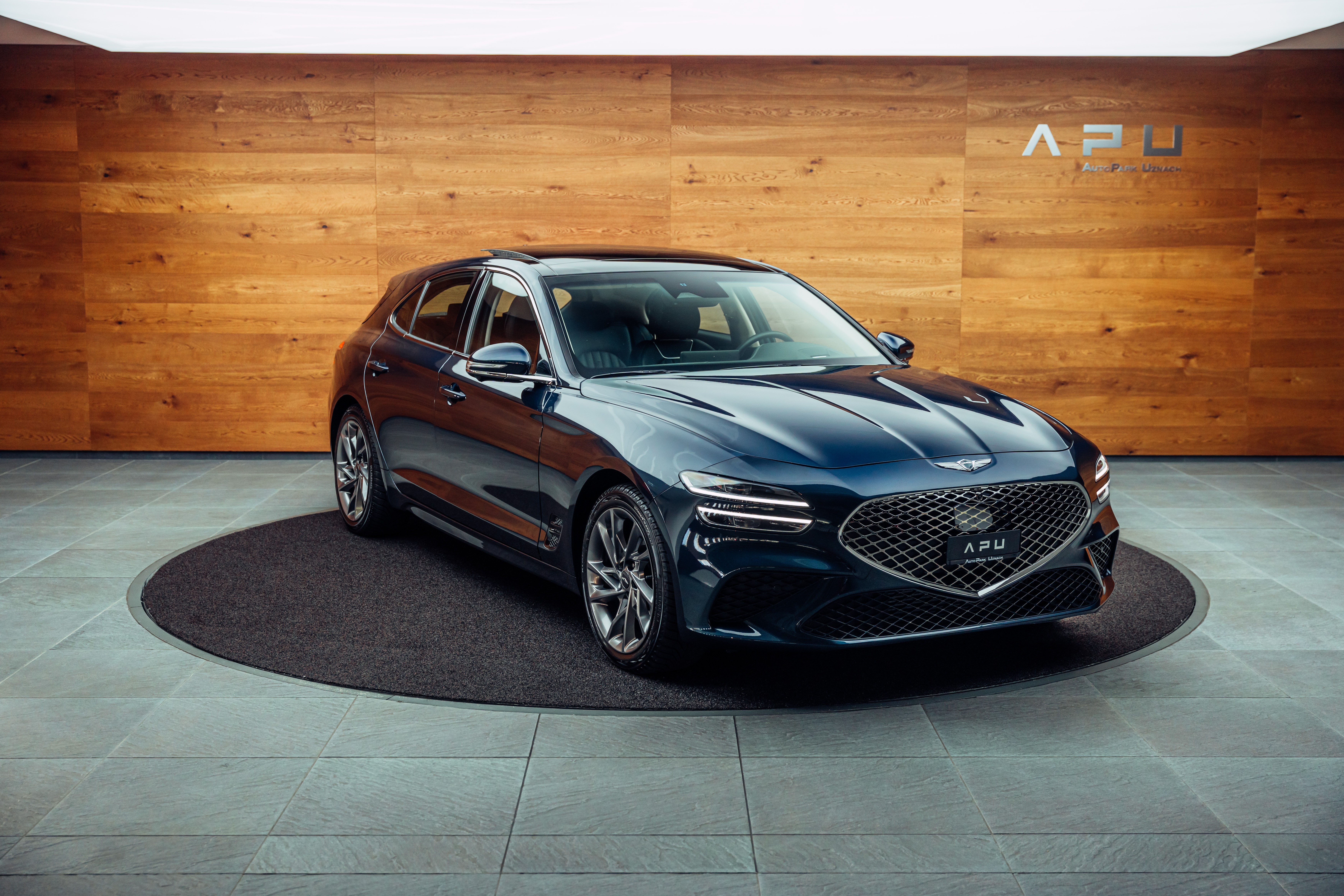 GENESIS G70 Shooting Brake 2.0 T Plus Luxus AT8 AWD