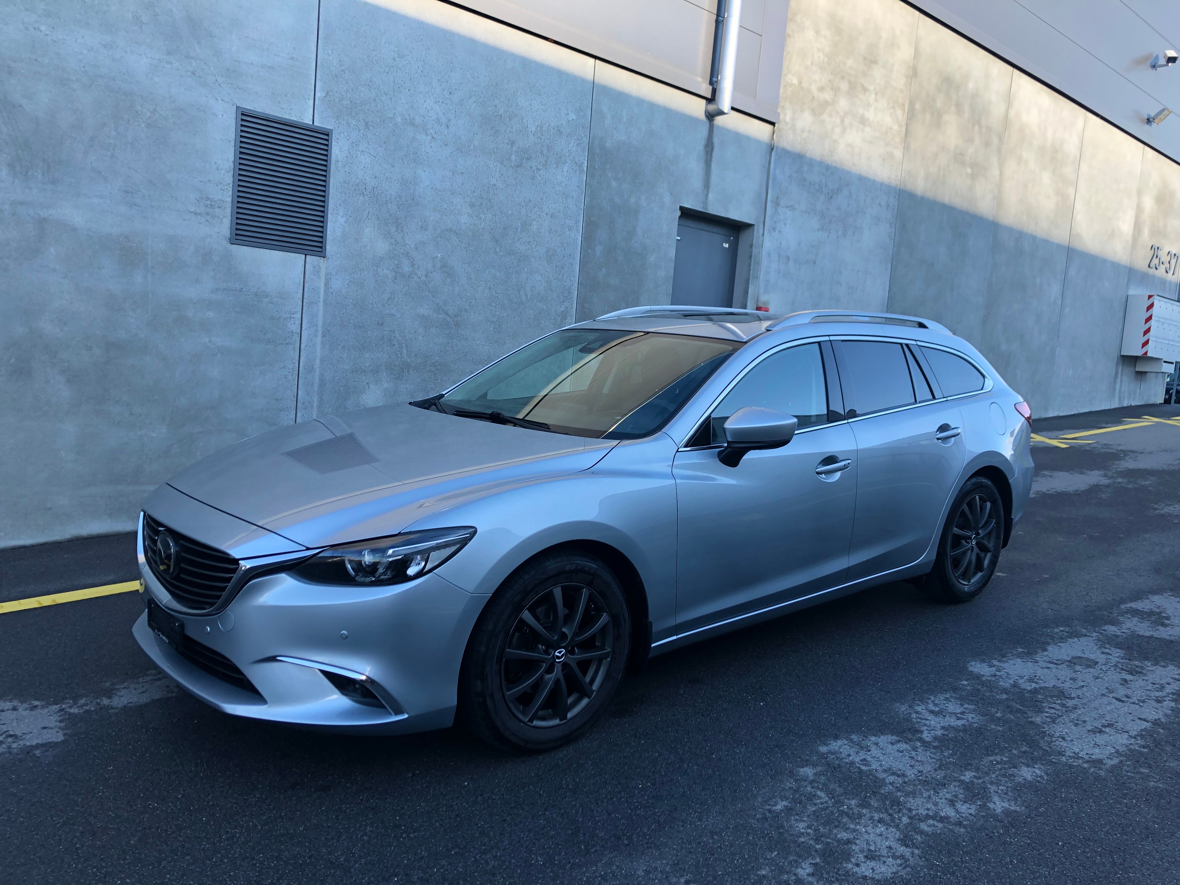 MAZDA 6 2.2 D 16V HP Revolution Automatic (48)