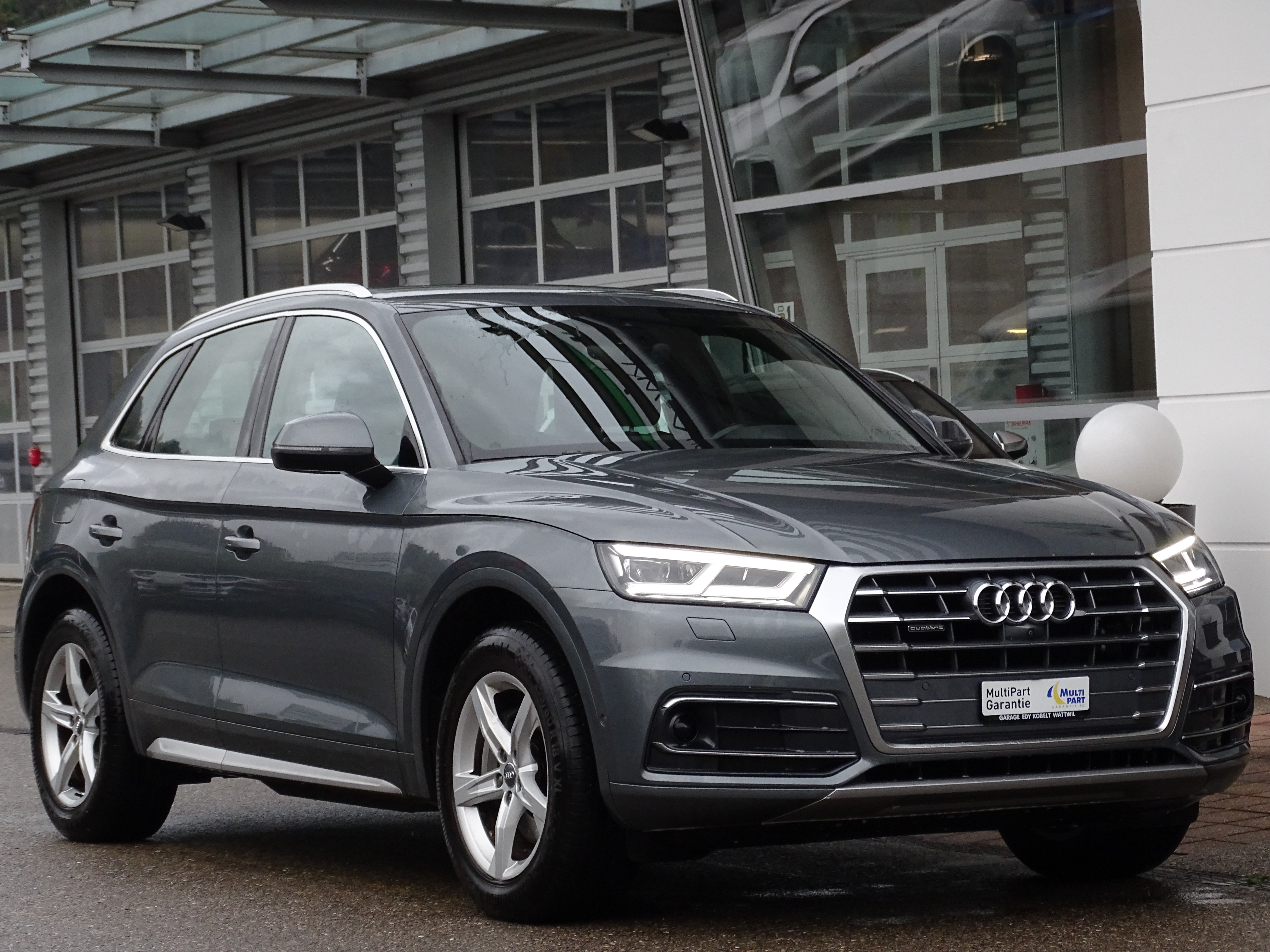 AUDI Q5 2.0 TDI sport quattro S-tronic **CH-FZ**Luftfederung**AHK**