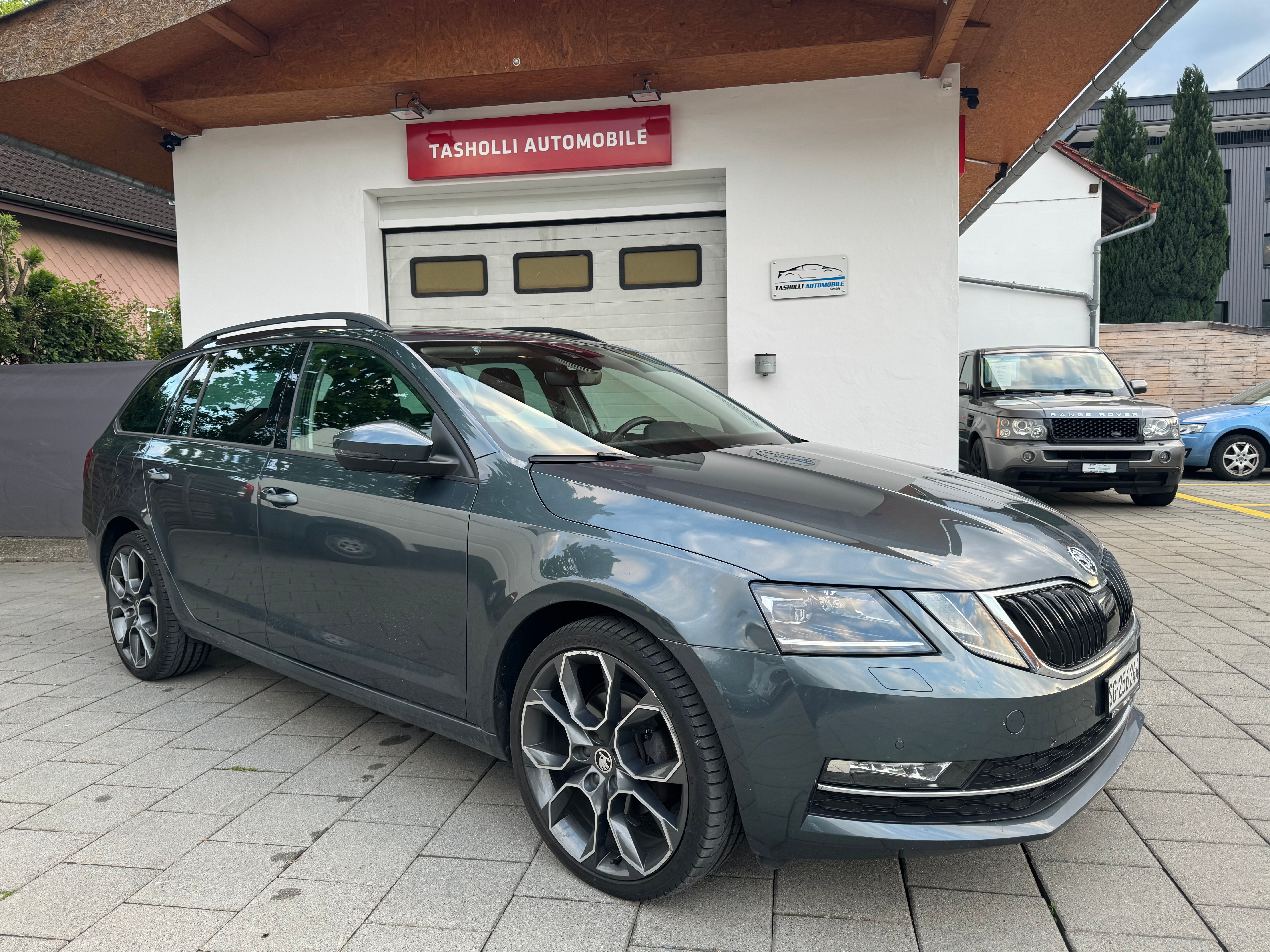 SKODA Octavia Combi 2.0 TDI Style DSG