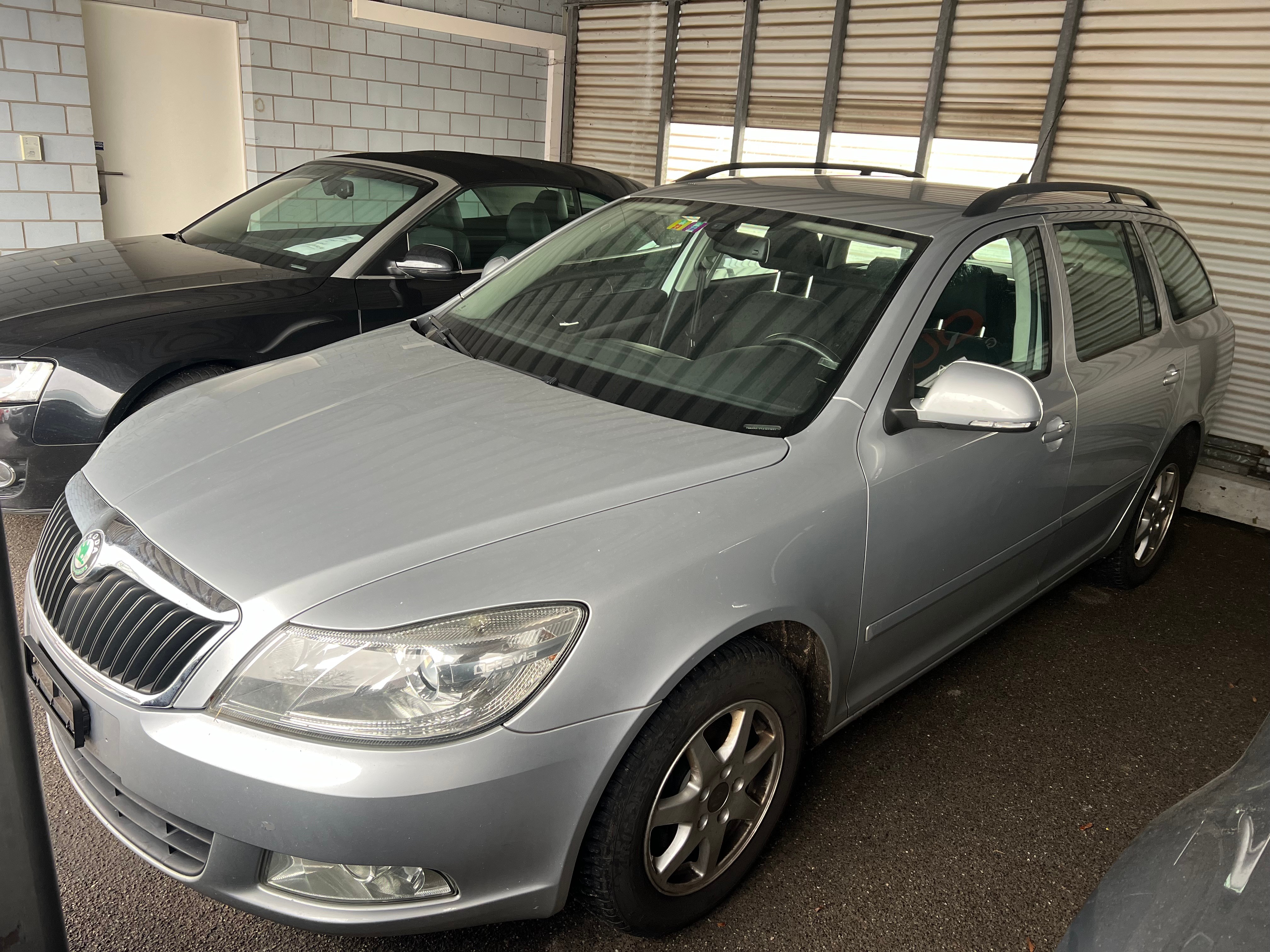 SKODA Octavia Combi 2.0 TDI Elegance DSG