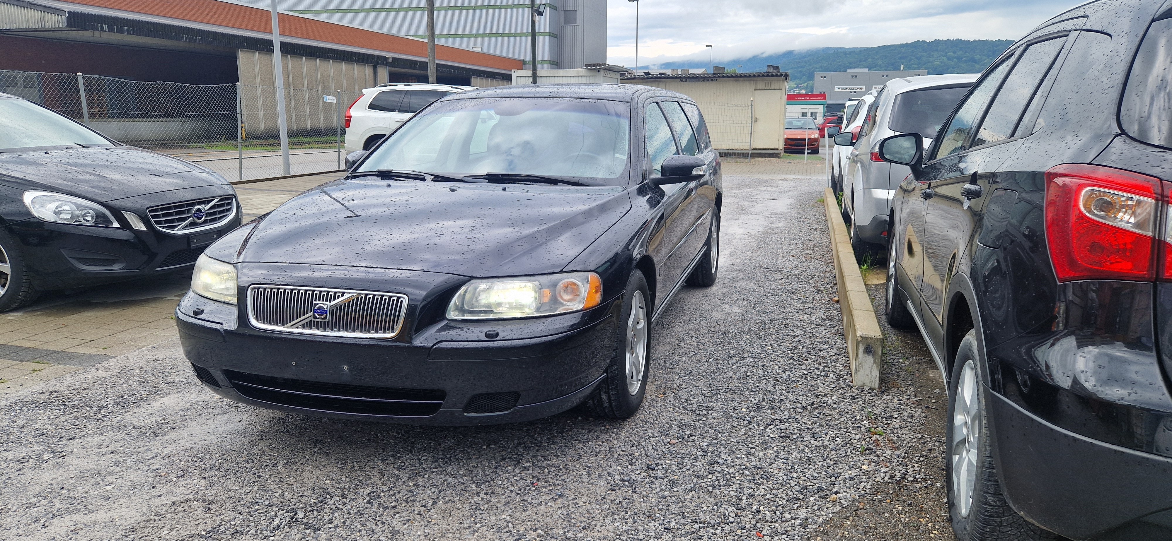 VOLVO V70 D5 AWD Summum