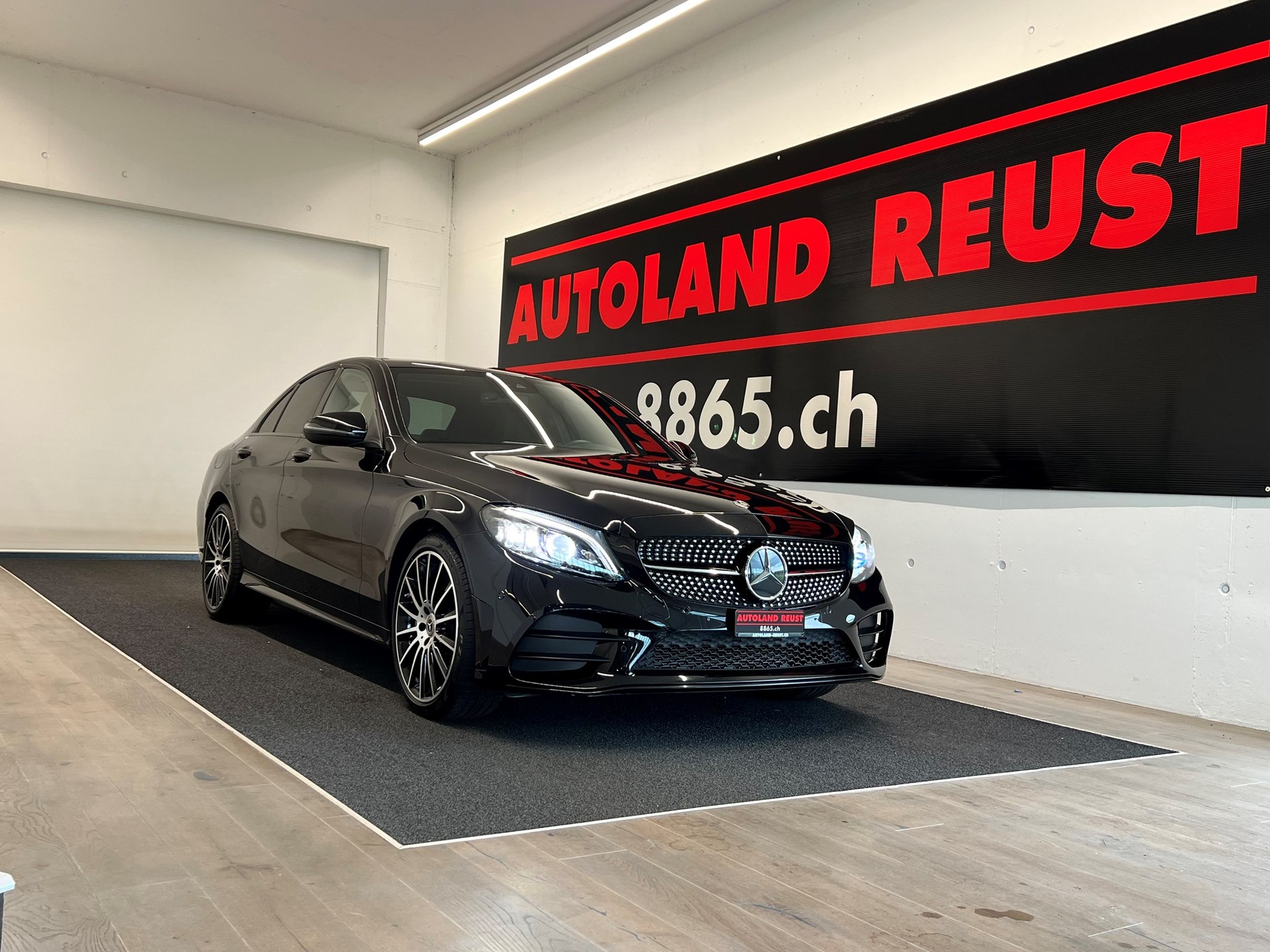 MERCEDES-BENZ C 400 4Matic AMG Line 9G-Tronic