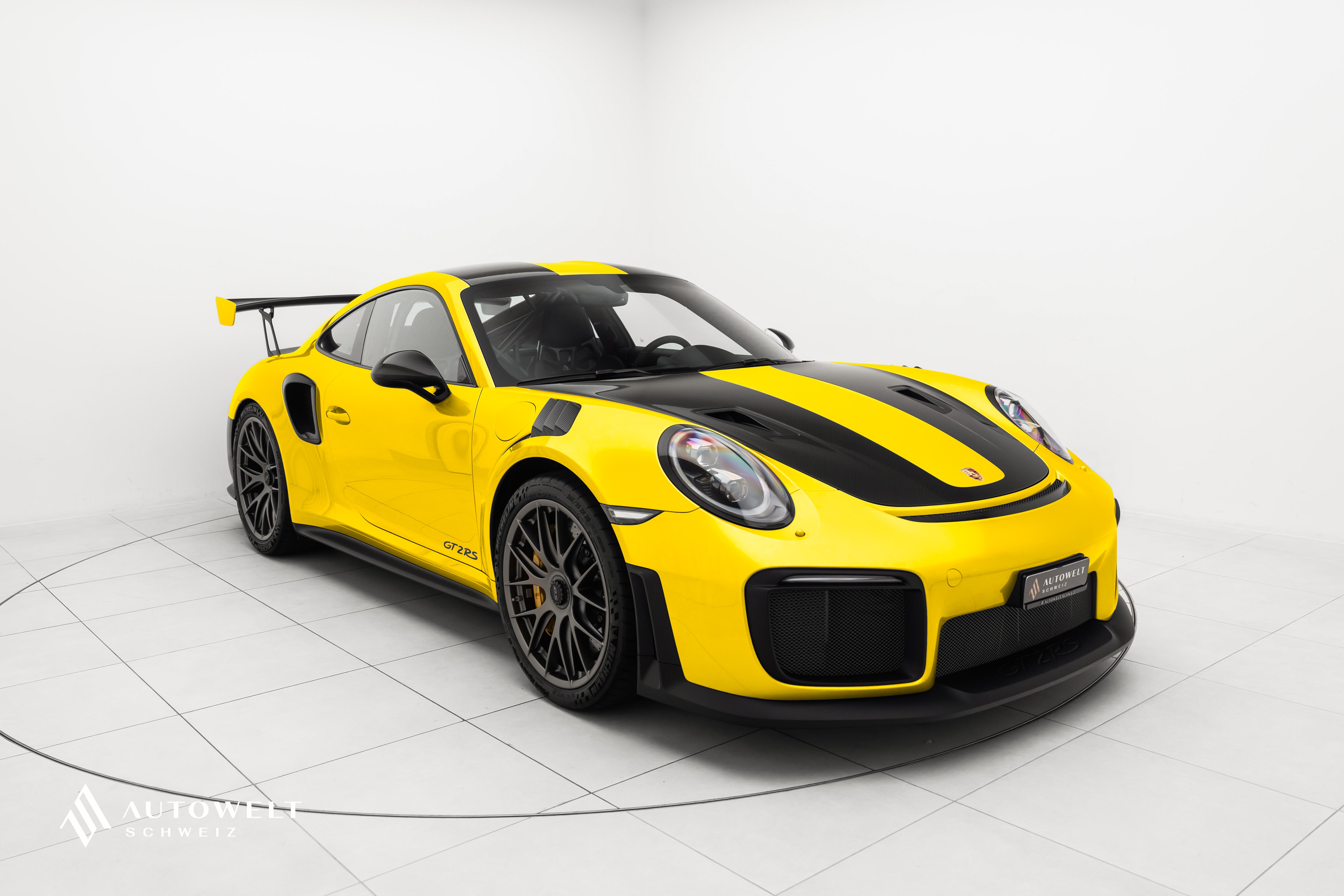 PORSCHE 911 GT2 RS PDK