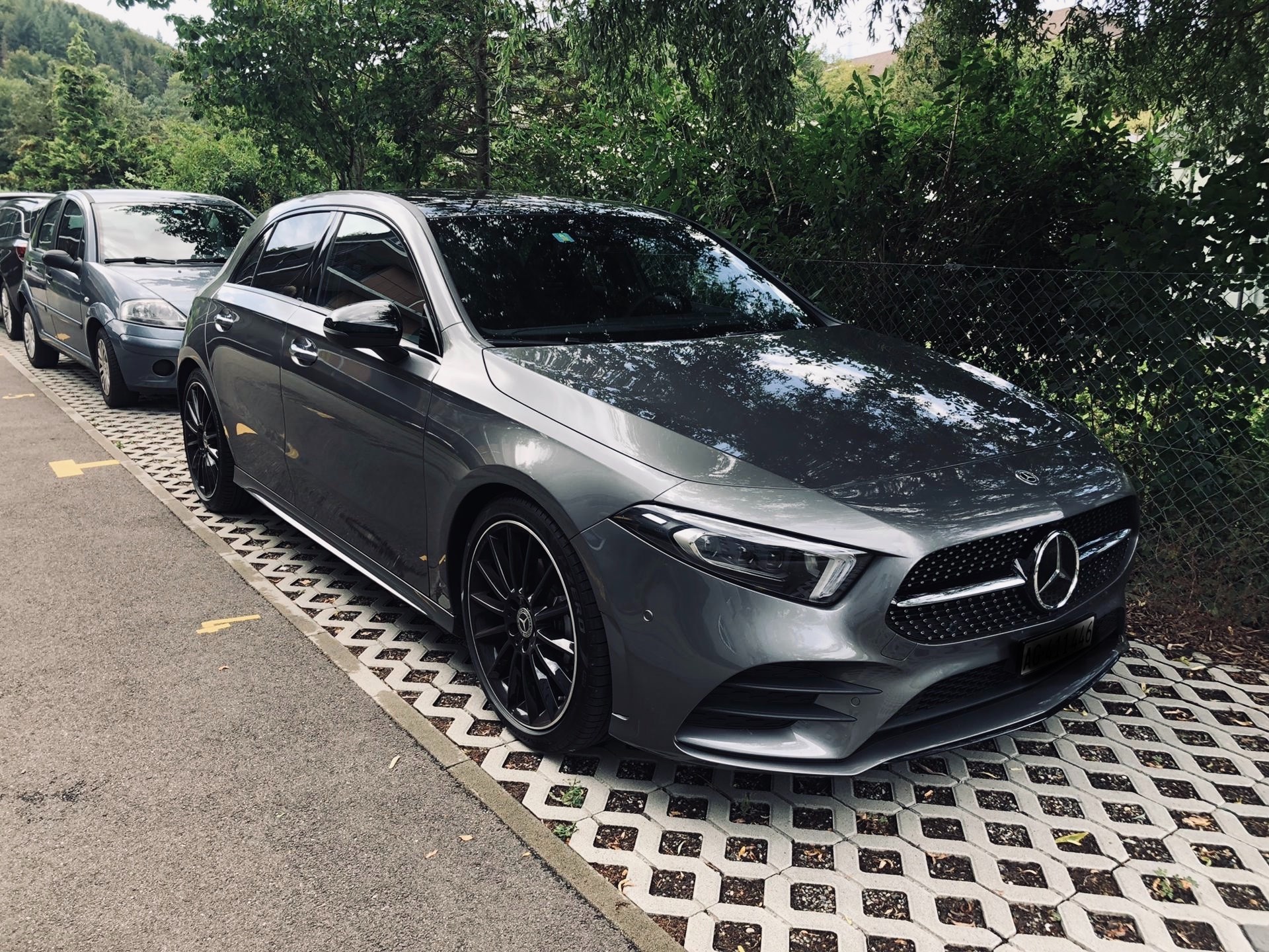 MERCEDES-BENZ A 200 AMG Line 7G-DCT