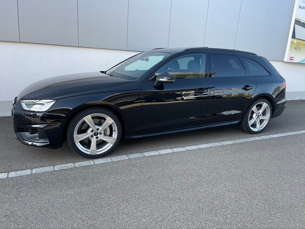 AUDI A4 Avant 45 TFSI adv.qu*Panoramadach*