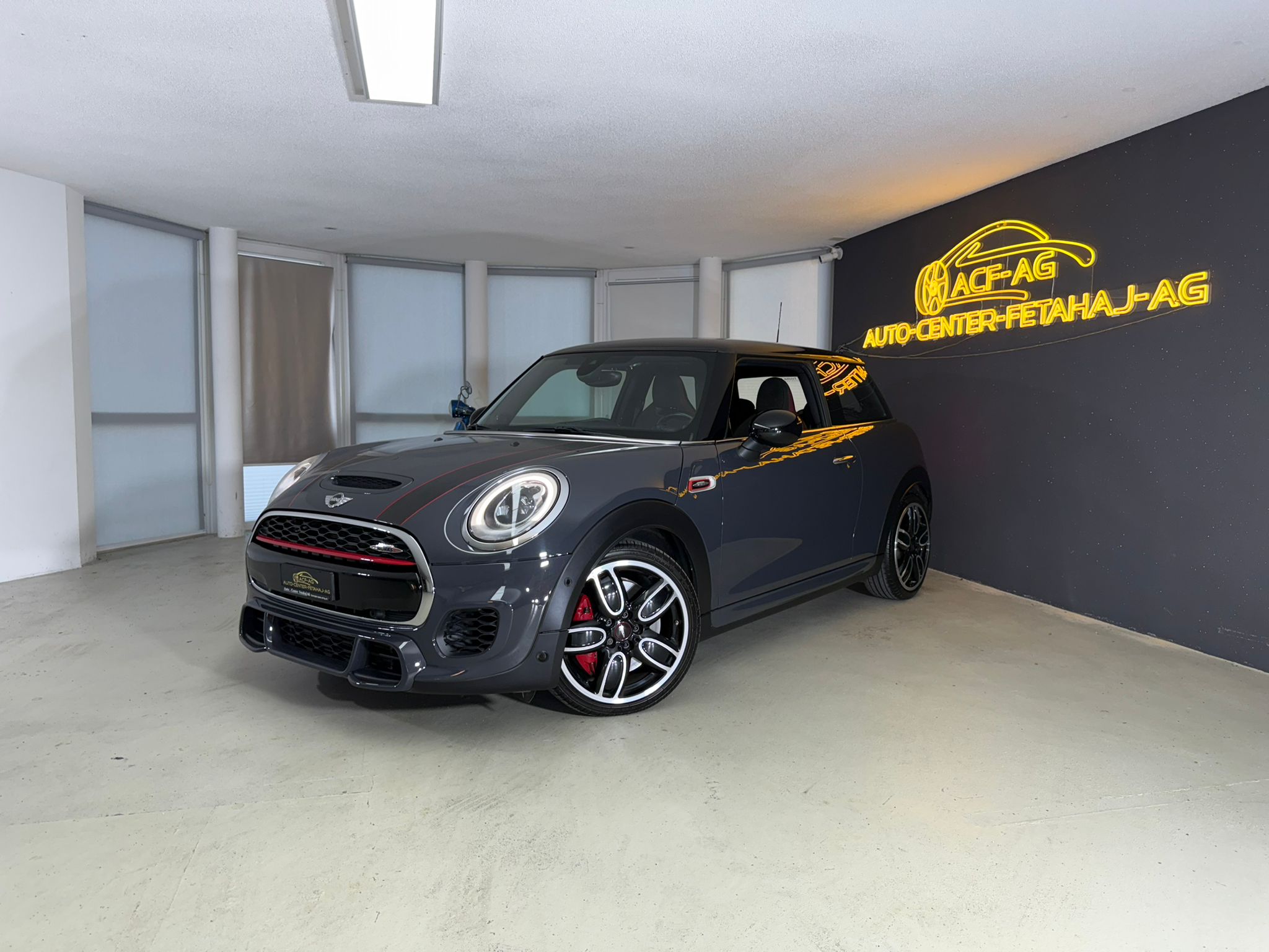 MINI Mini Cooper John Mini Cooper Works Steptronic