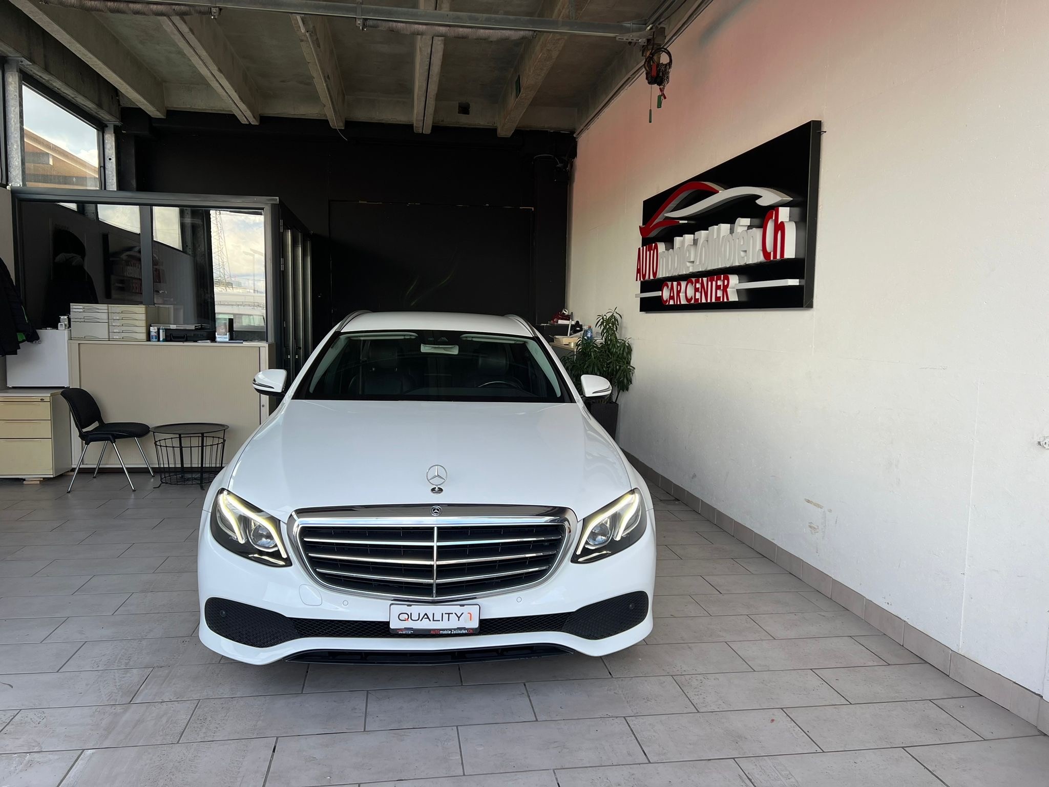 MERCEDES-BENZ E 220 d Avantgarde 4Matic 9G-Tronic