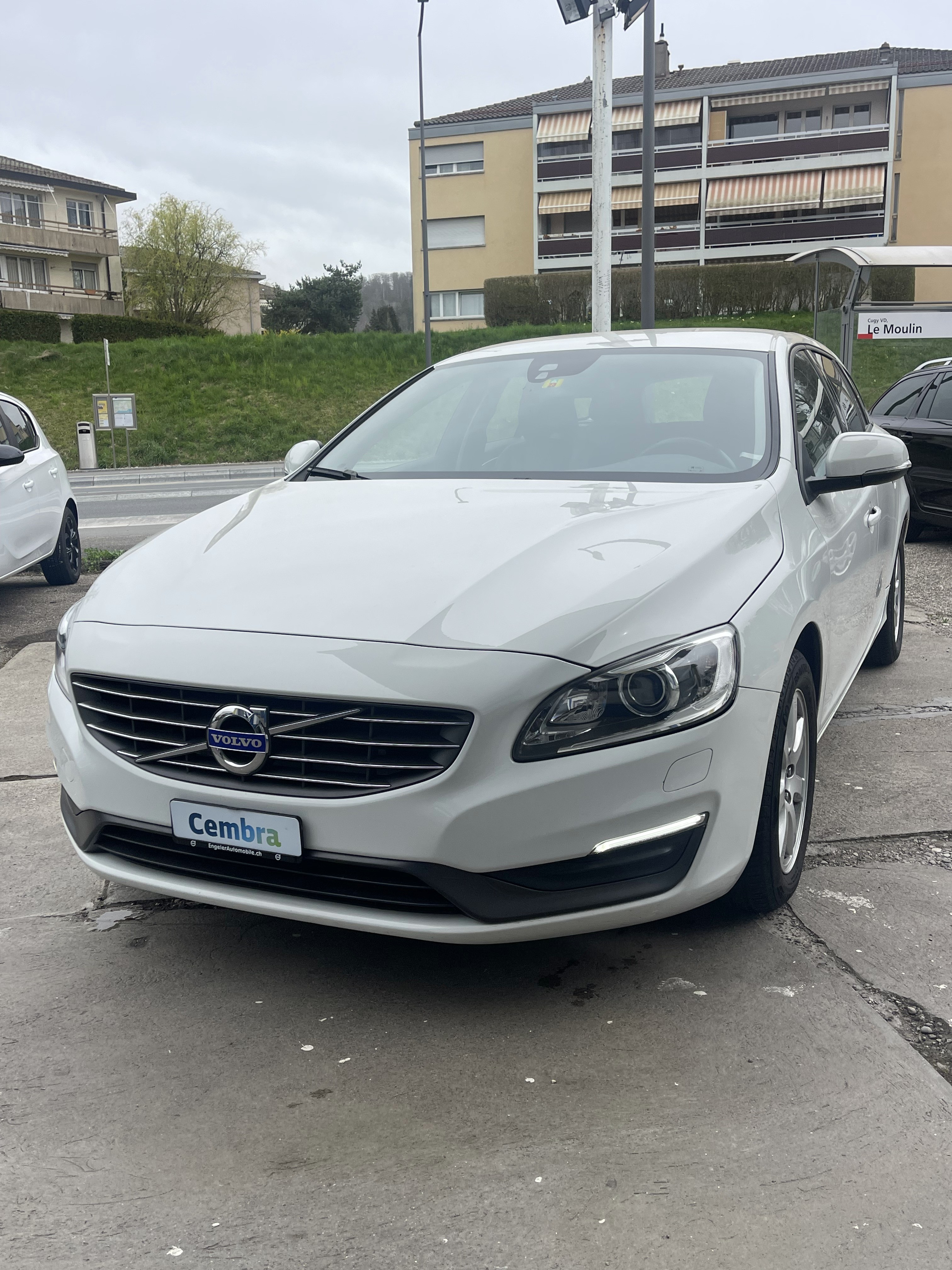 VOLVO V60 D4 AWD Kinetic Fleet Geartronic