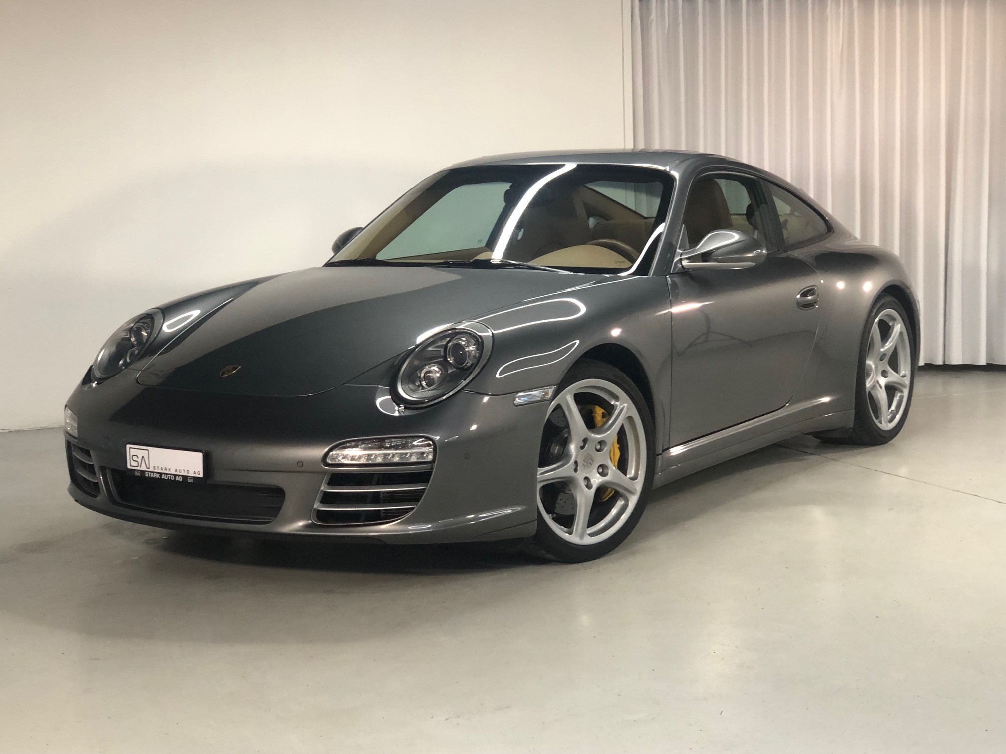 PORSCHE 911 Carrera 4S PDK