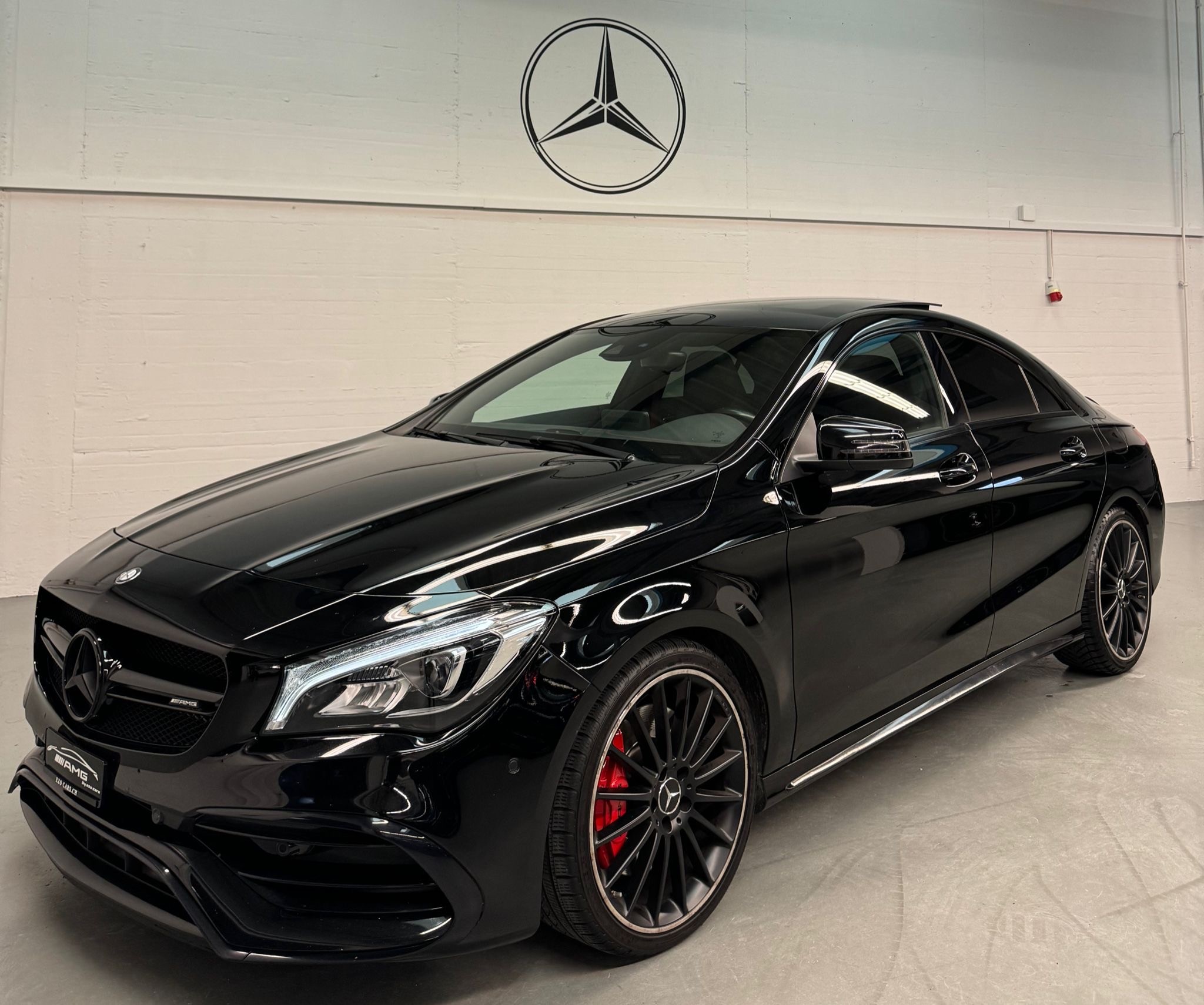 MERCEDES-BENZ CLA 45 AMG 4Matic Speedshift All Black Performance 430 PS