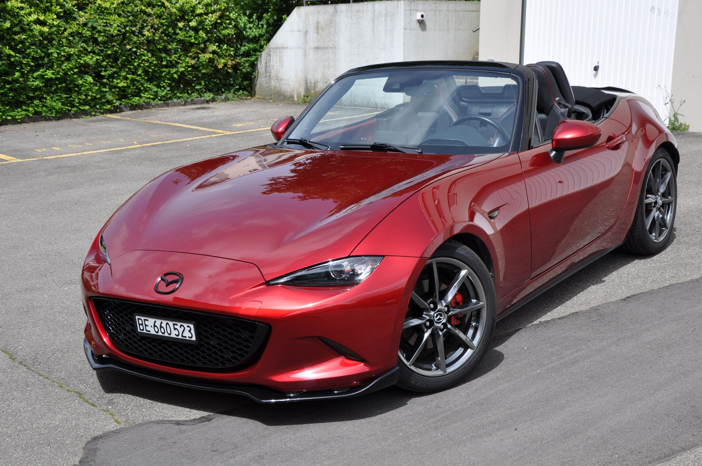 MAZDA MX-5 SKYACTIV-G 184 Revolution