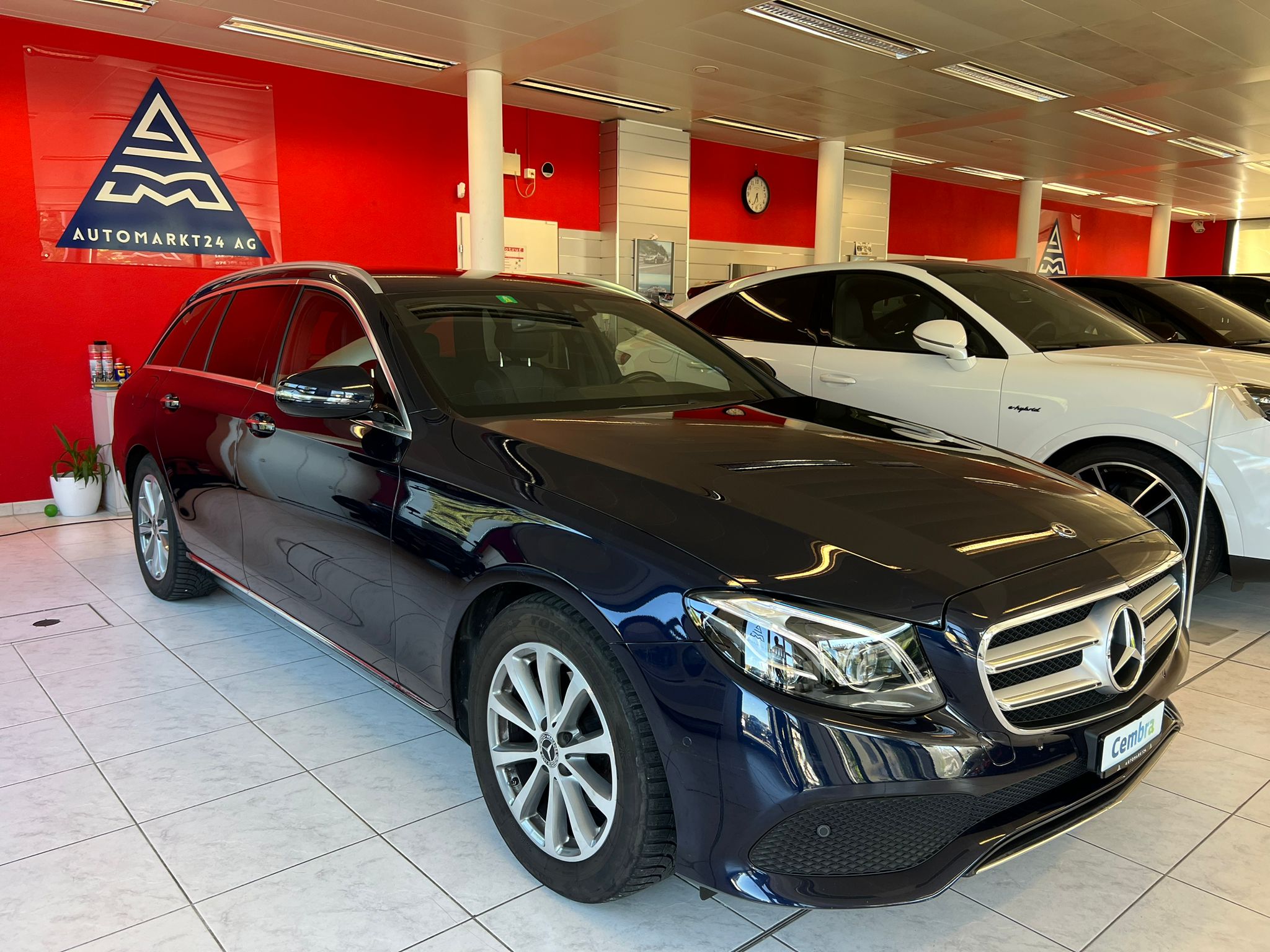 MERCEDES-BENZ E 220 d Avantgarde 9G-Tronic