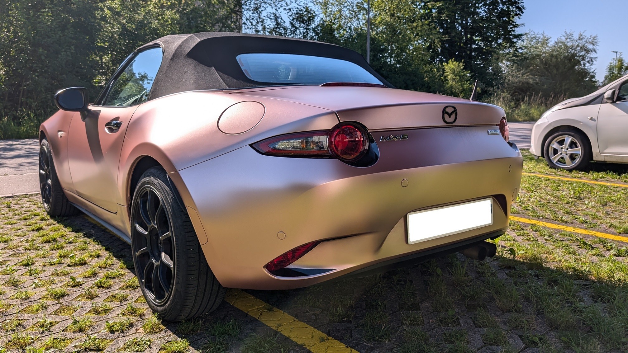 MAZDA MX-5 SKYACTIV-G 160 Revolution