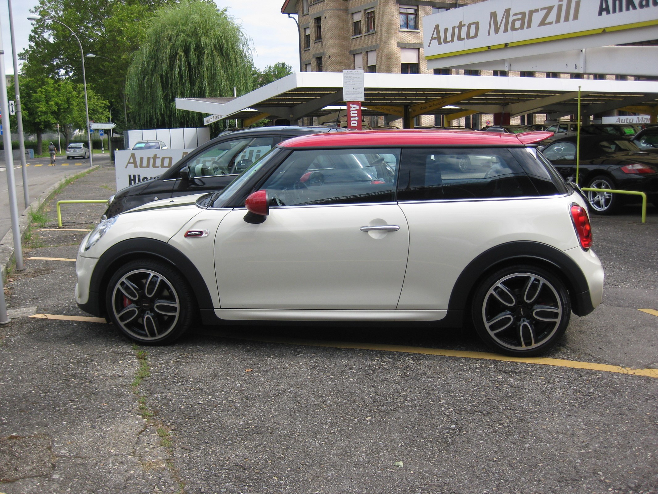 MINI Cooper John Cooper Works Steptronic