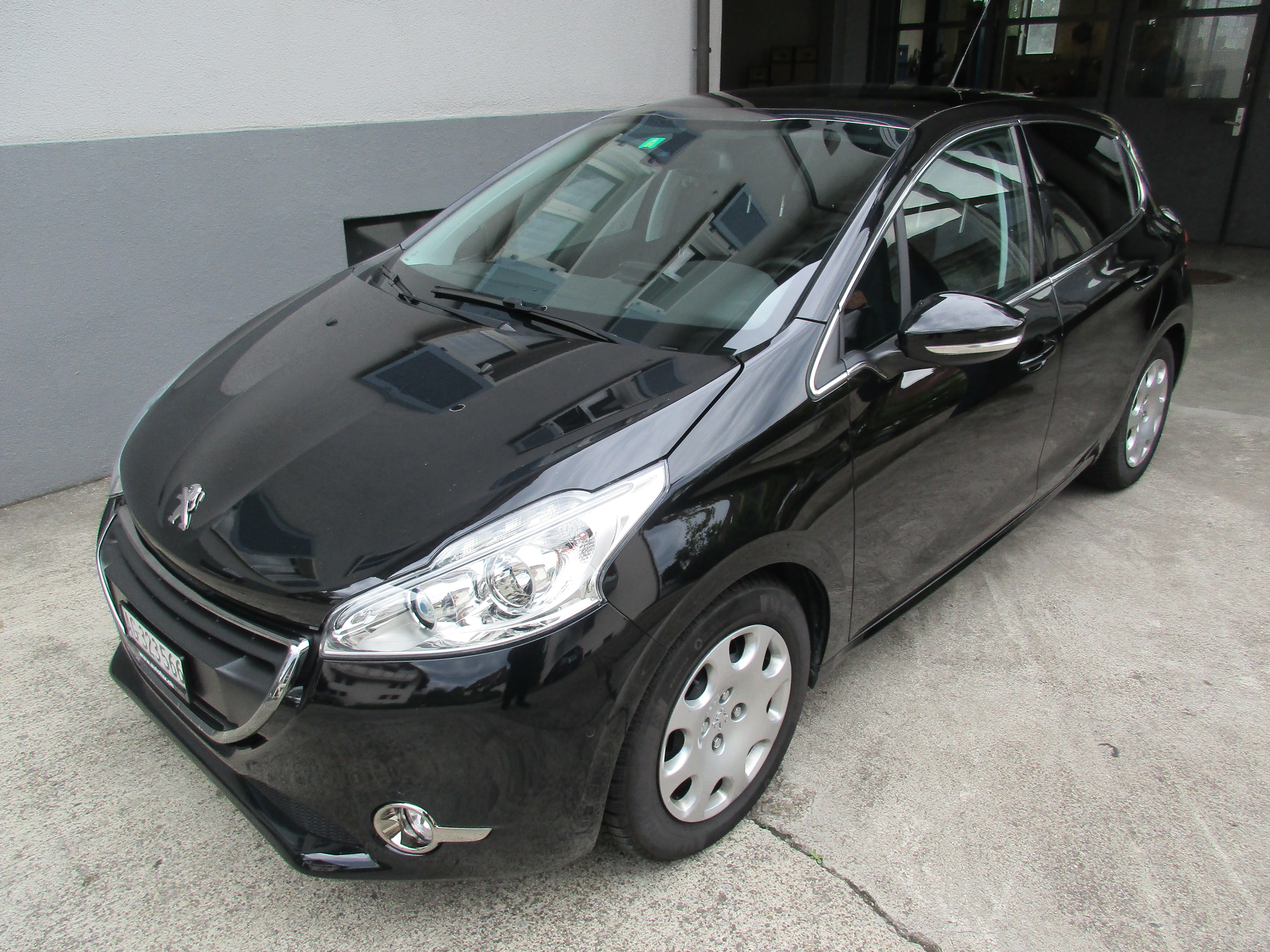 PEUGEOT 208 1.6 VTI Allure