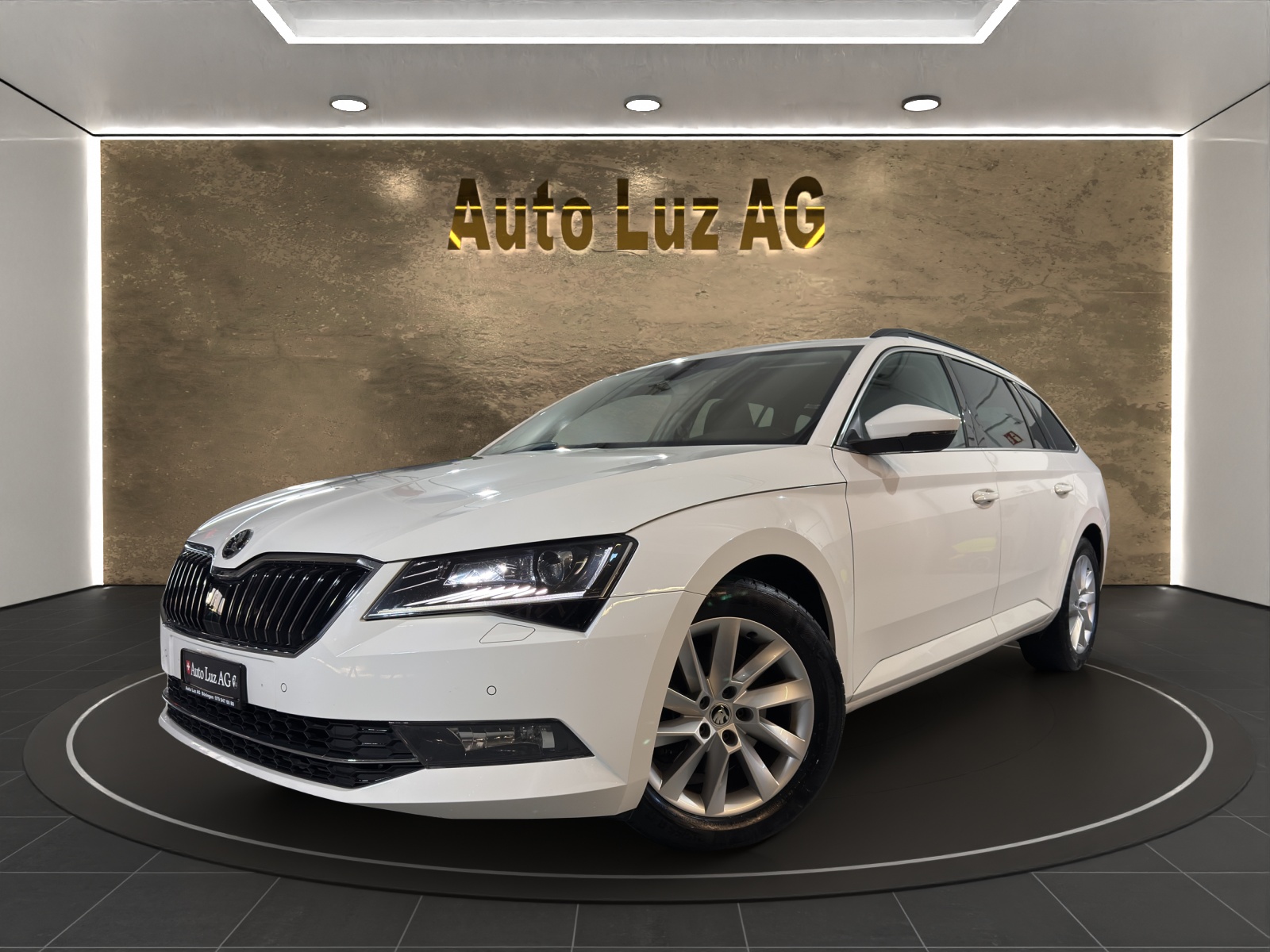 SKODA Superb Combi 2.0 TDi Ambition 4x4 DSG