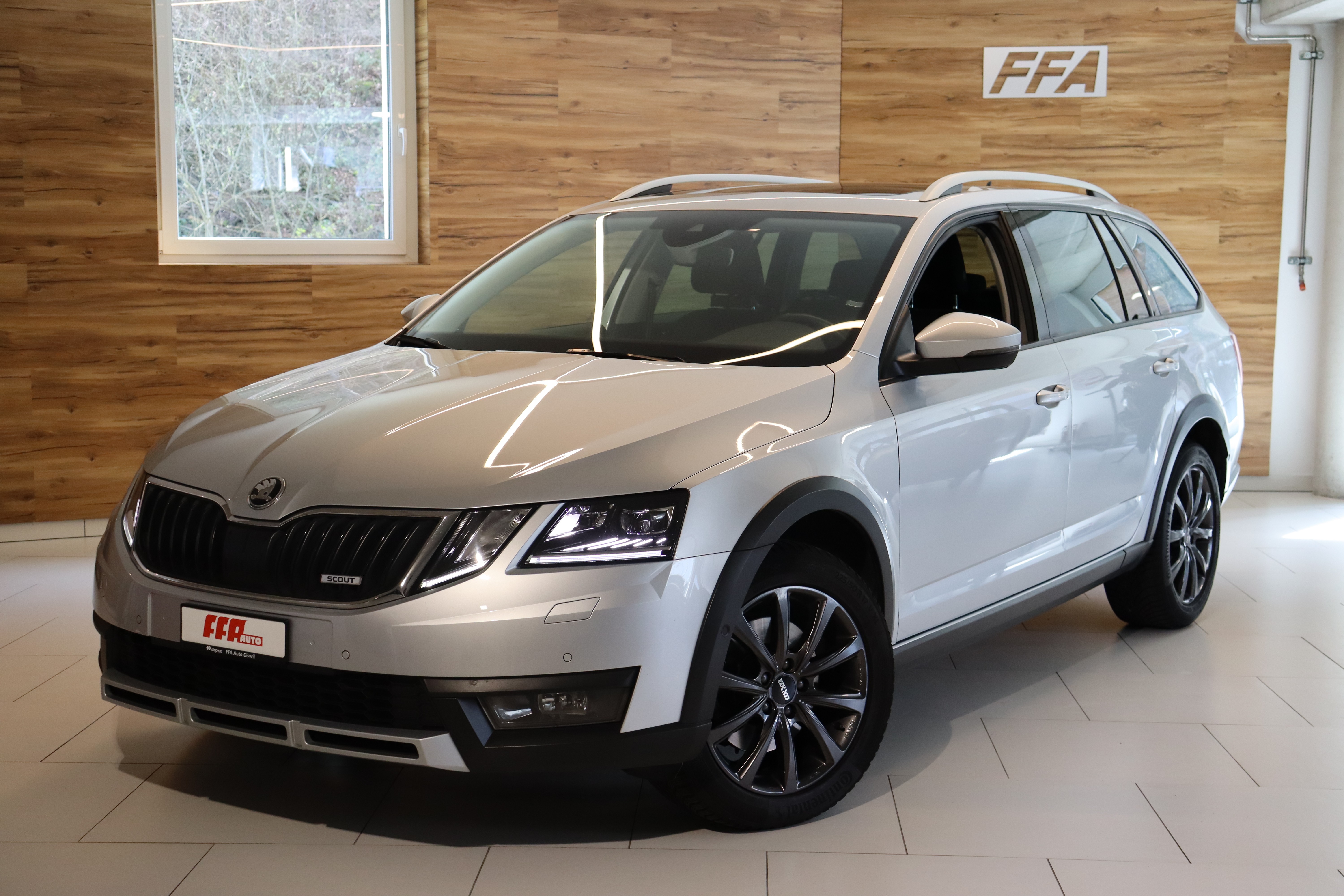 SKODA Octavia Scout 2.0 TDI 184 4x4 DSG