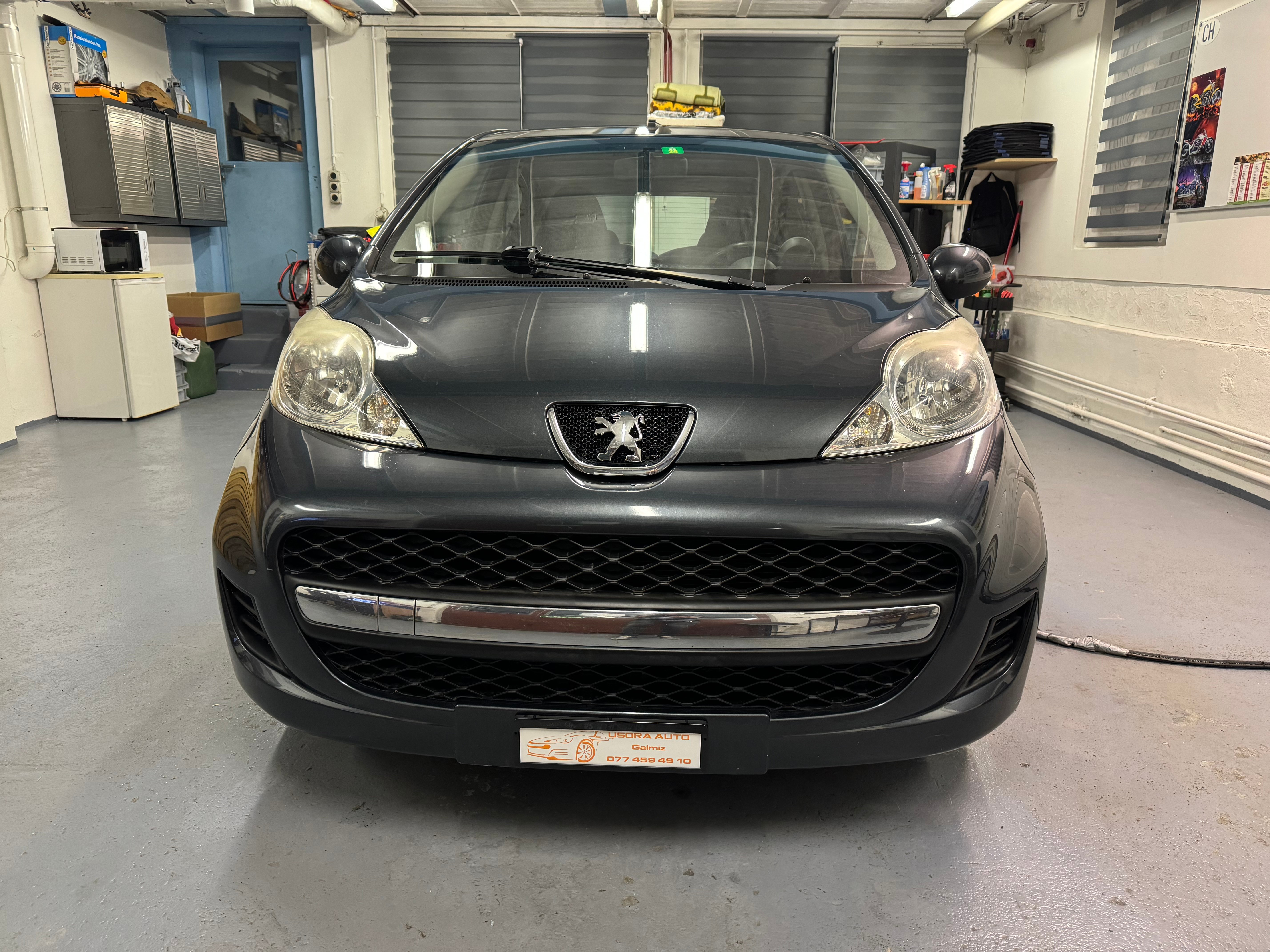 PEUGEOT 107 1.0 Swiss Edition BMP5