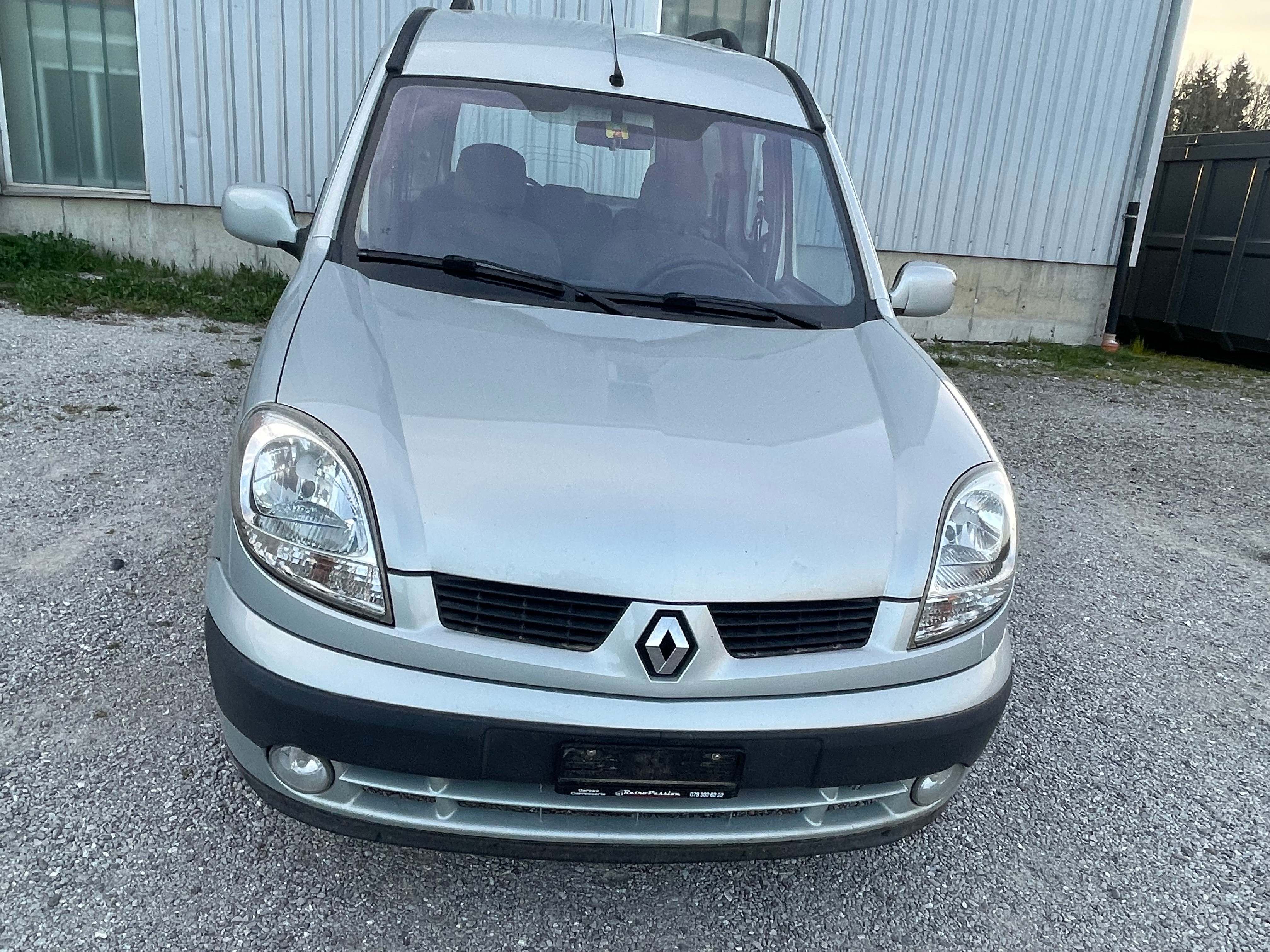 RENAULT Kangoo 1.6 16V Privilège Suisse Automatic