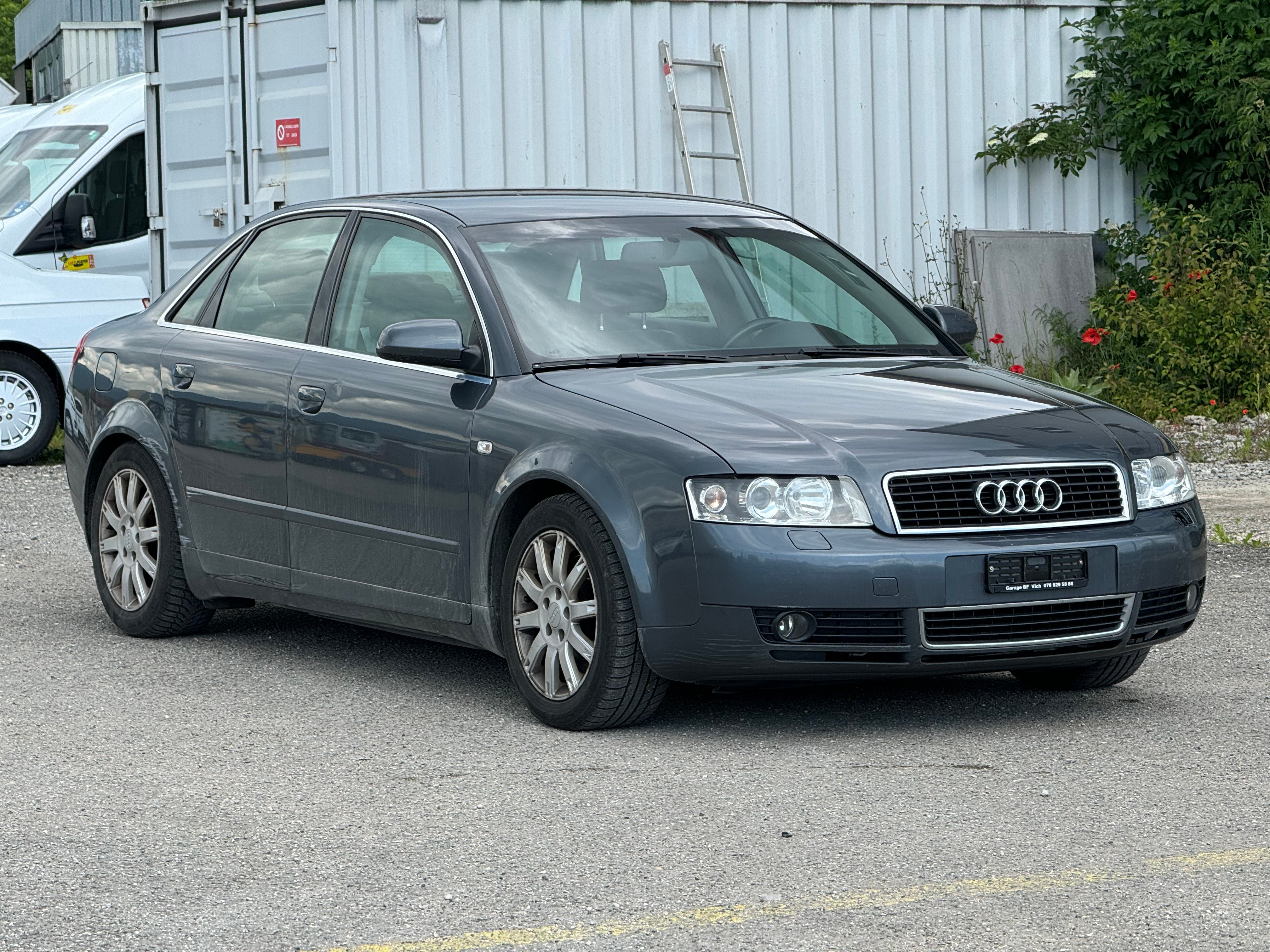 AUDI A4 3.0 V6 quattro