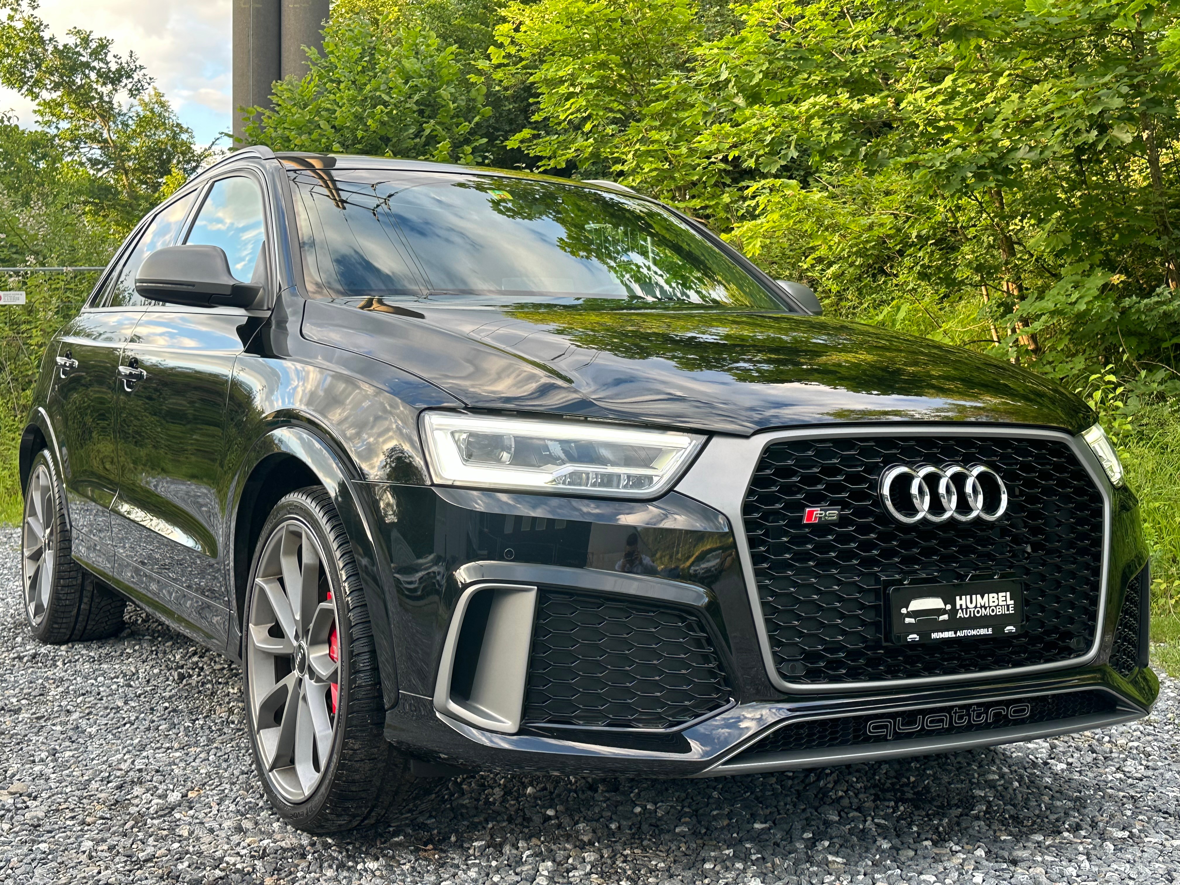 AUDI RS Q3 2.5 TFSI performance quattro S-tronic