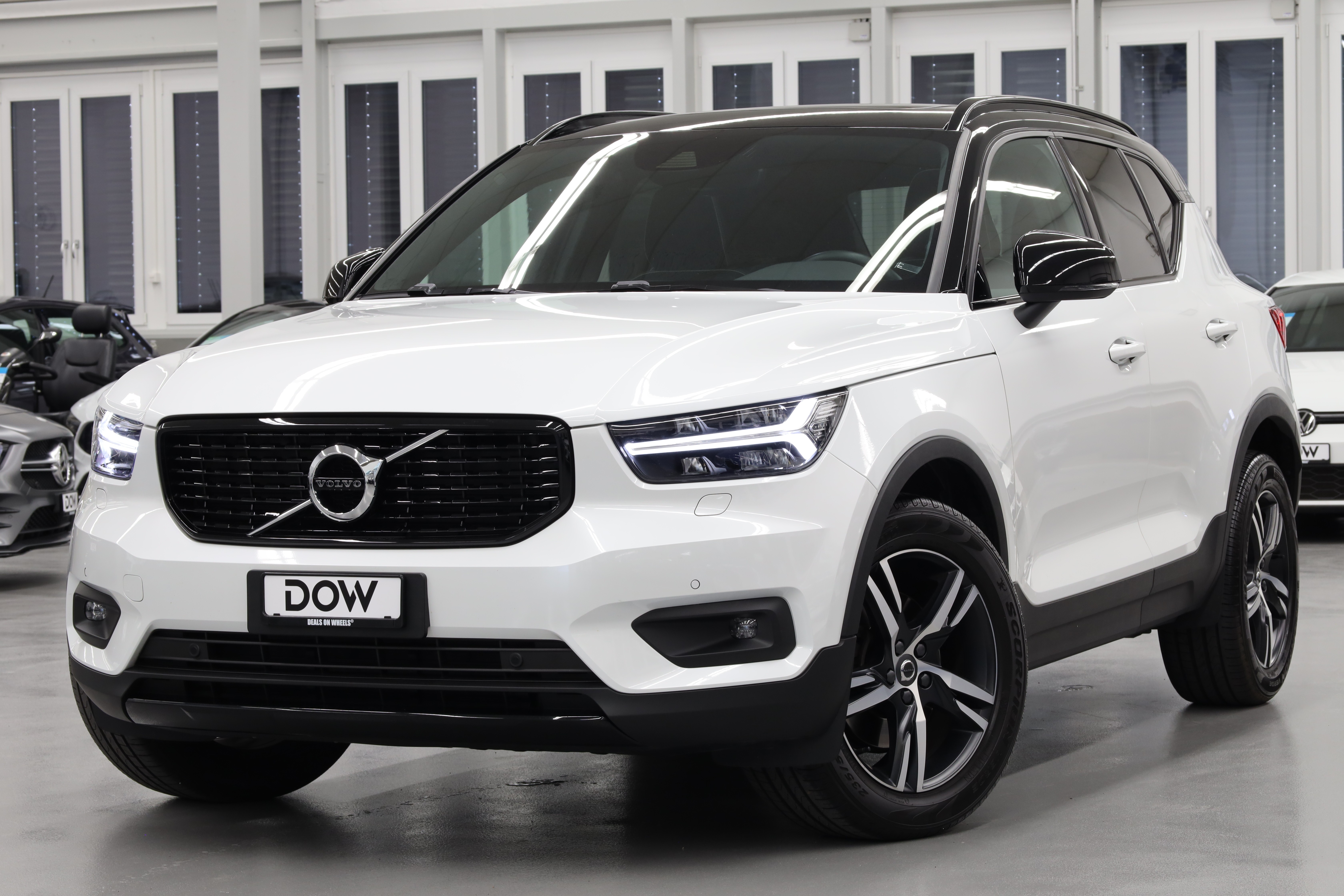 VOLVO XC40 D4 AWD R-Design Geartronic