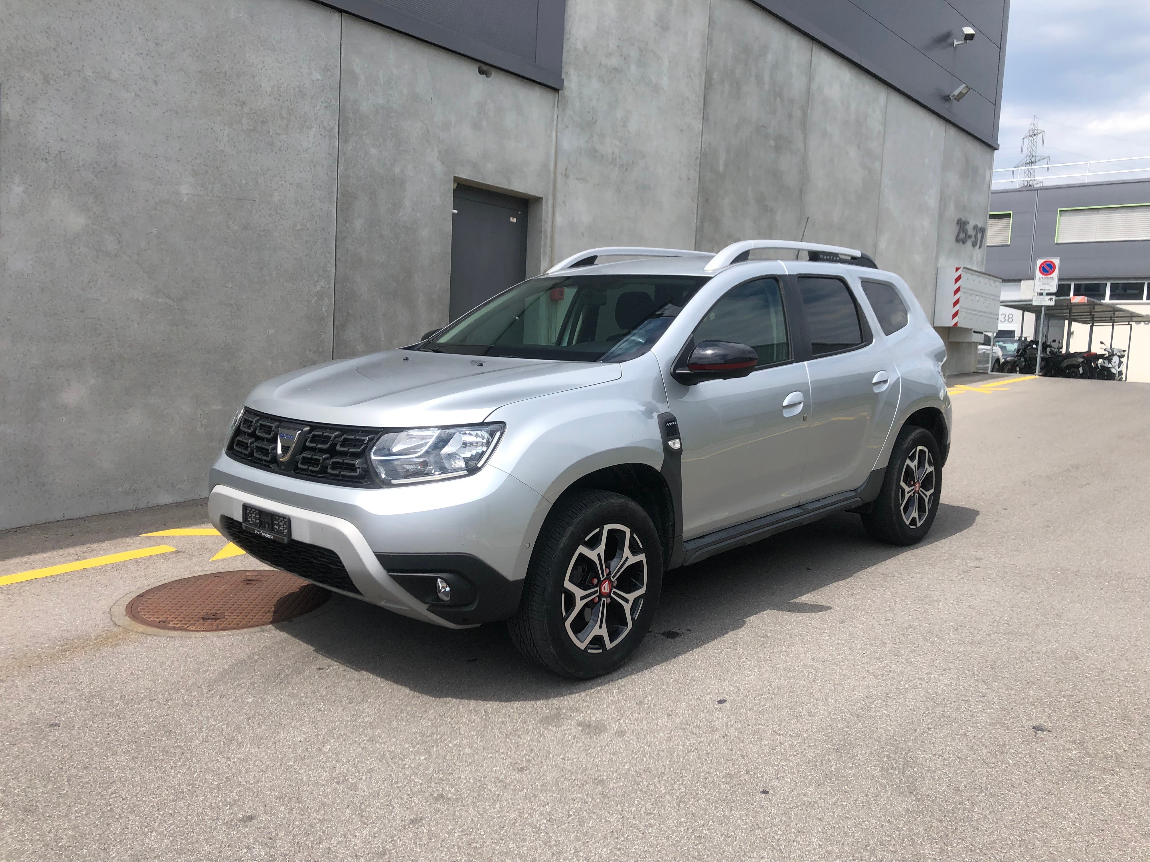 DACIA Duster dCi 115 Ultimate 4x4 (15)