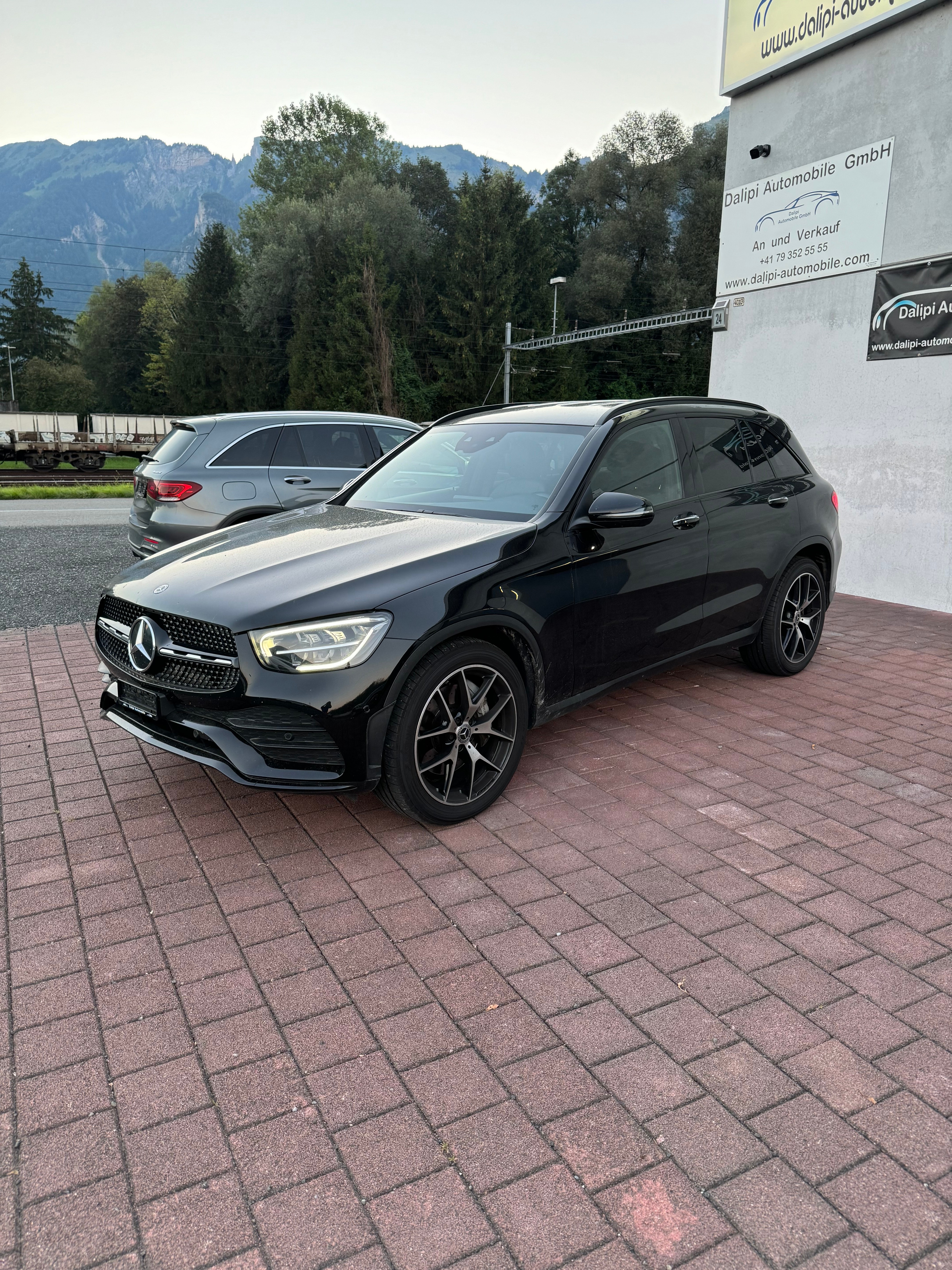 MERCEDES-BENZ GLC 220 d AMG Line 4Matic 9G-Tronic