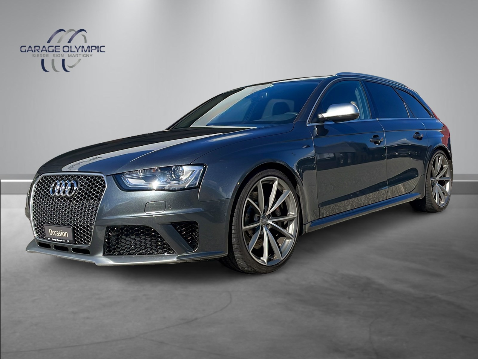 AUDI RS4 Avant 4.2 FSI V8 quattro S-tronic