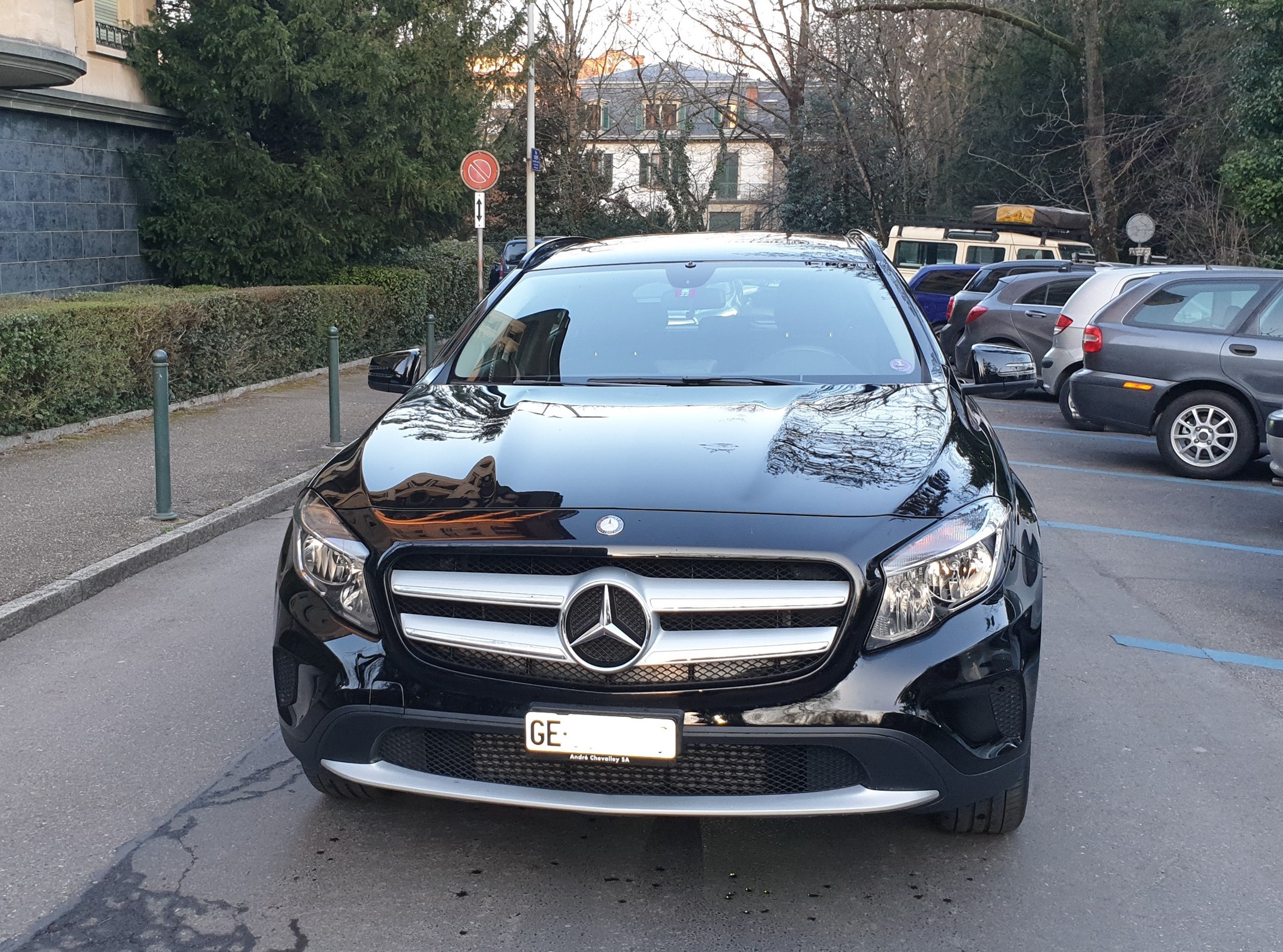 MERCEDES-BENZ GLA 250 4Matic 7G-DCT