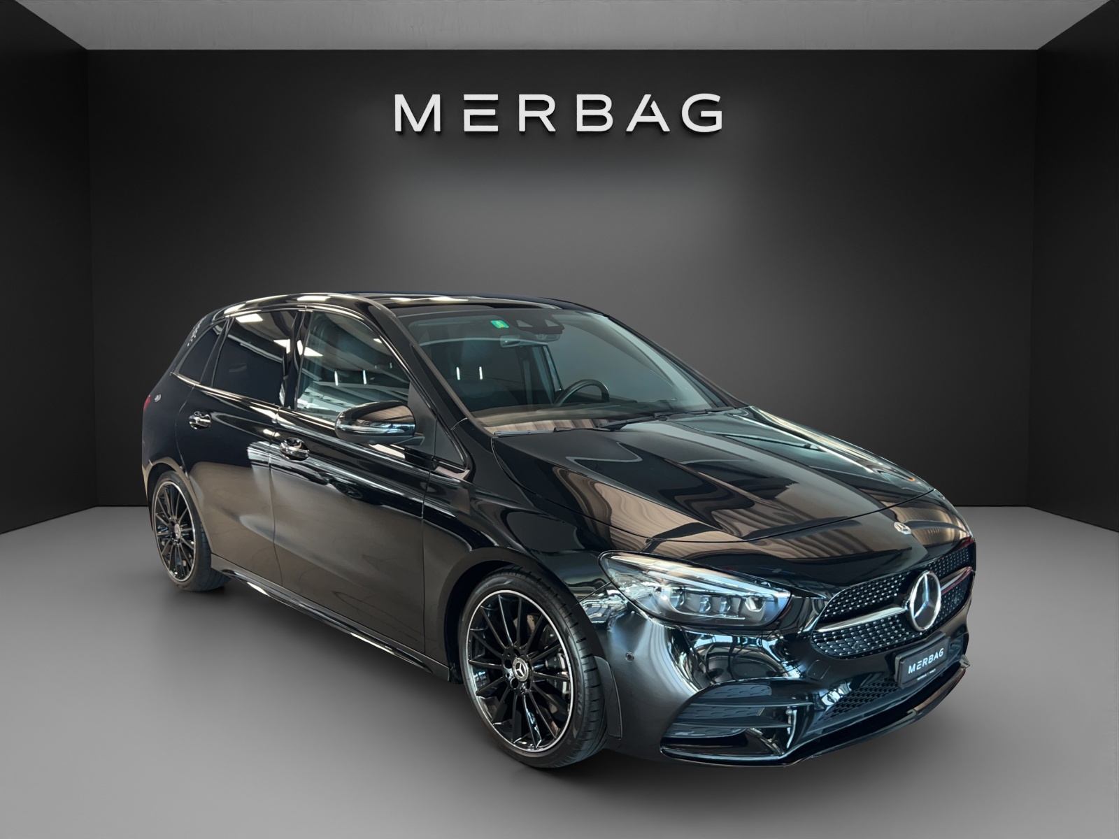 MERCEDES-BENZ B 220 4Matic AMG Line