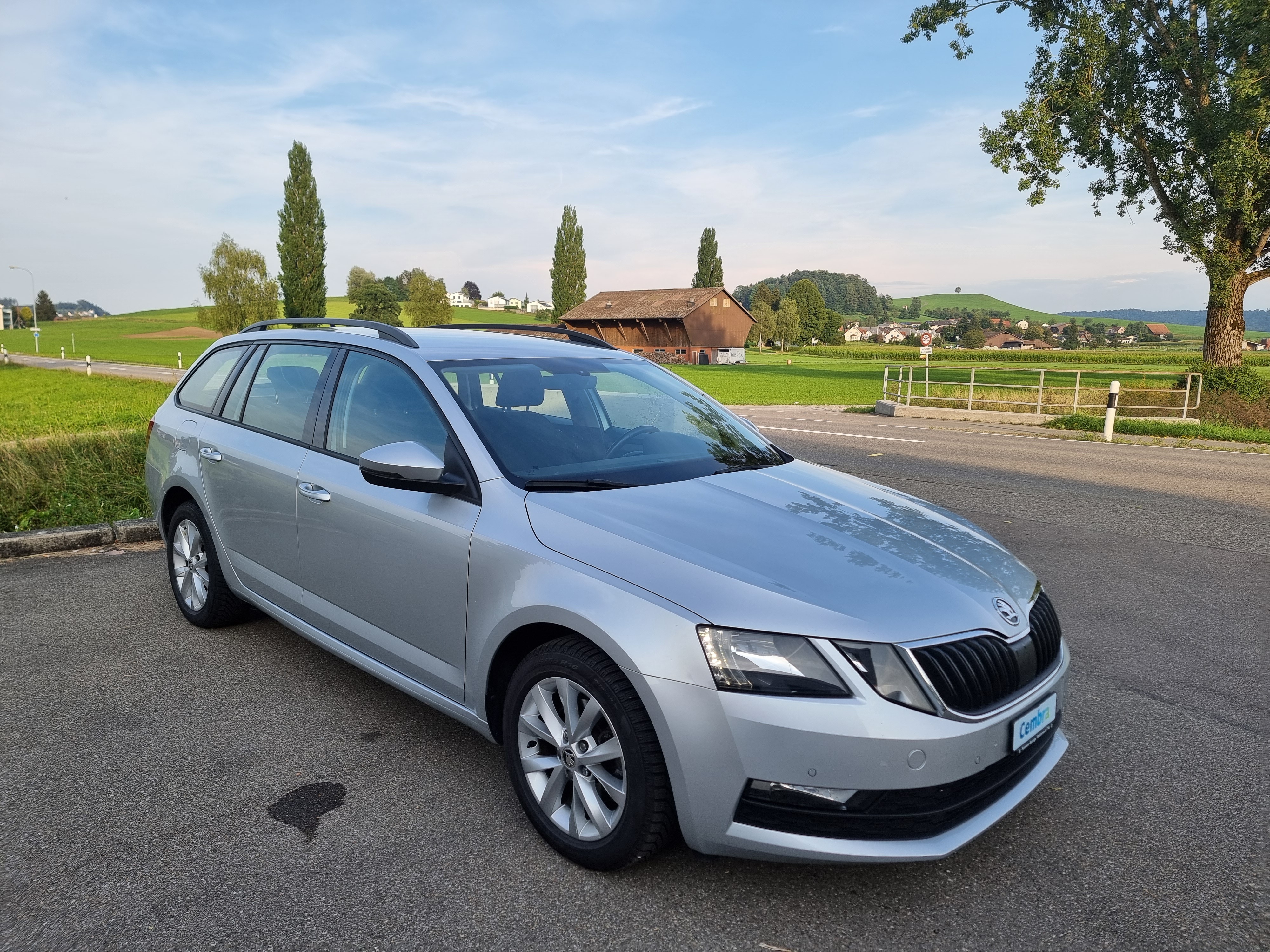 SKODA Octavia Combi 2.0 TDI Ambition DSG 4X4