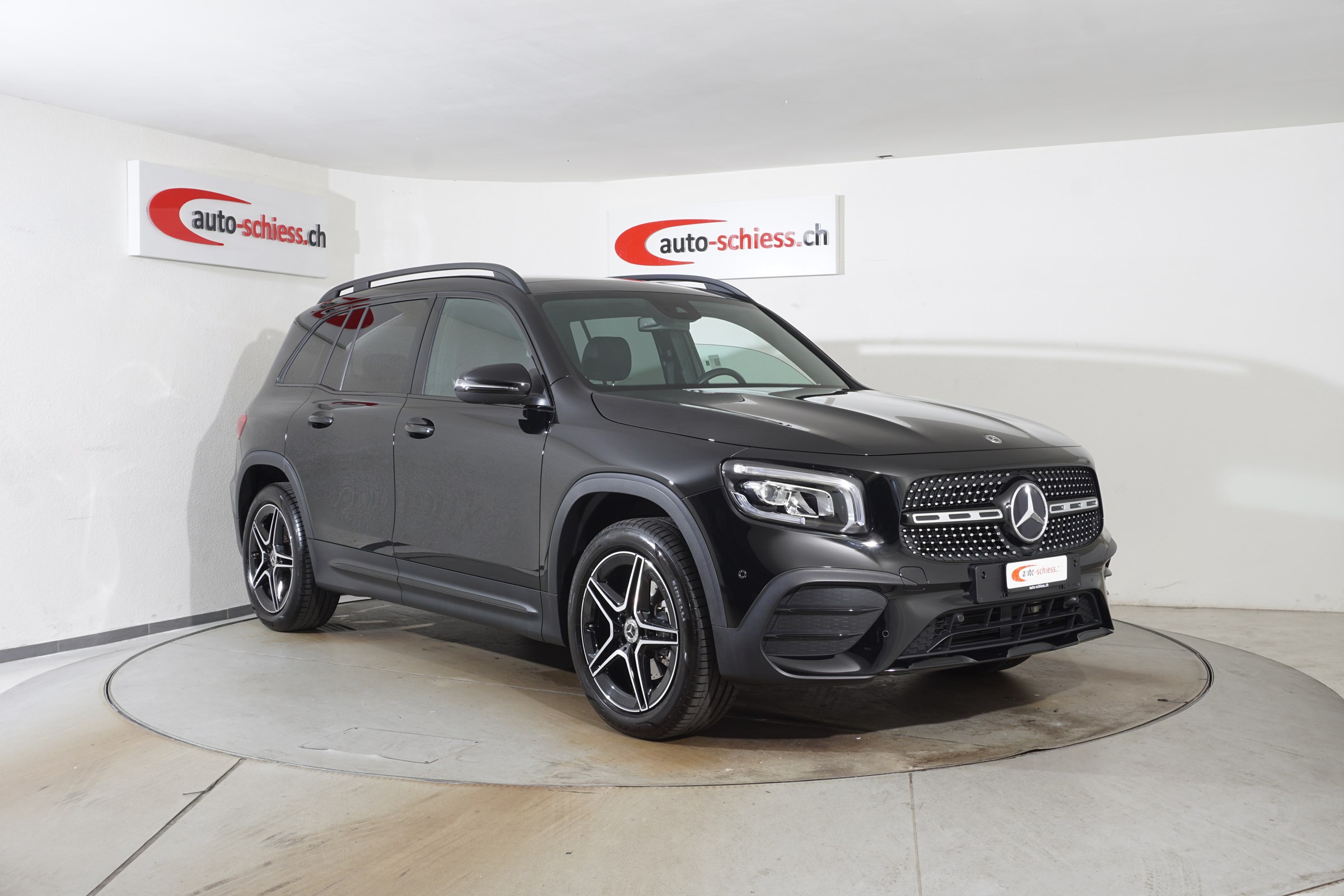 MERCEDES-BENZ GLB 200 AMG Line 7G-Tronic Night