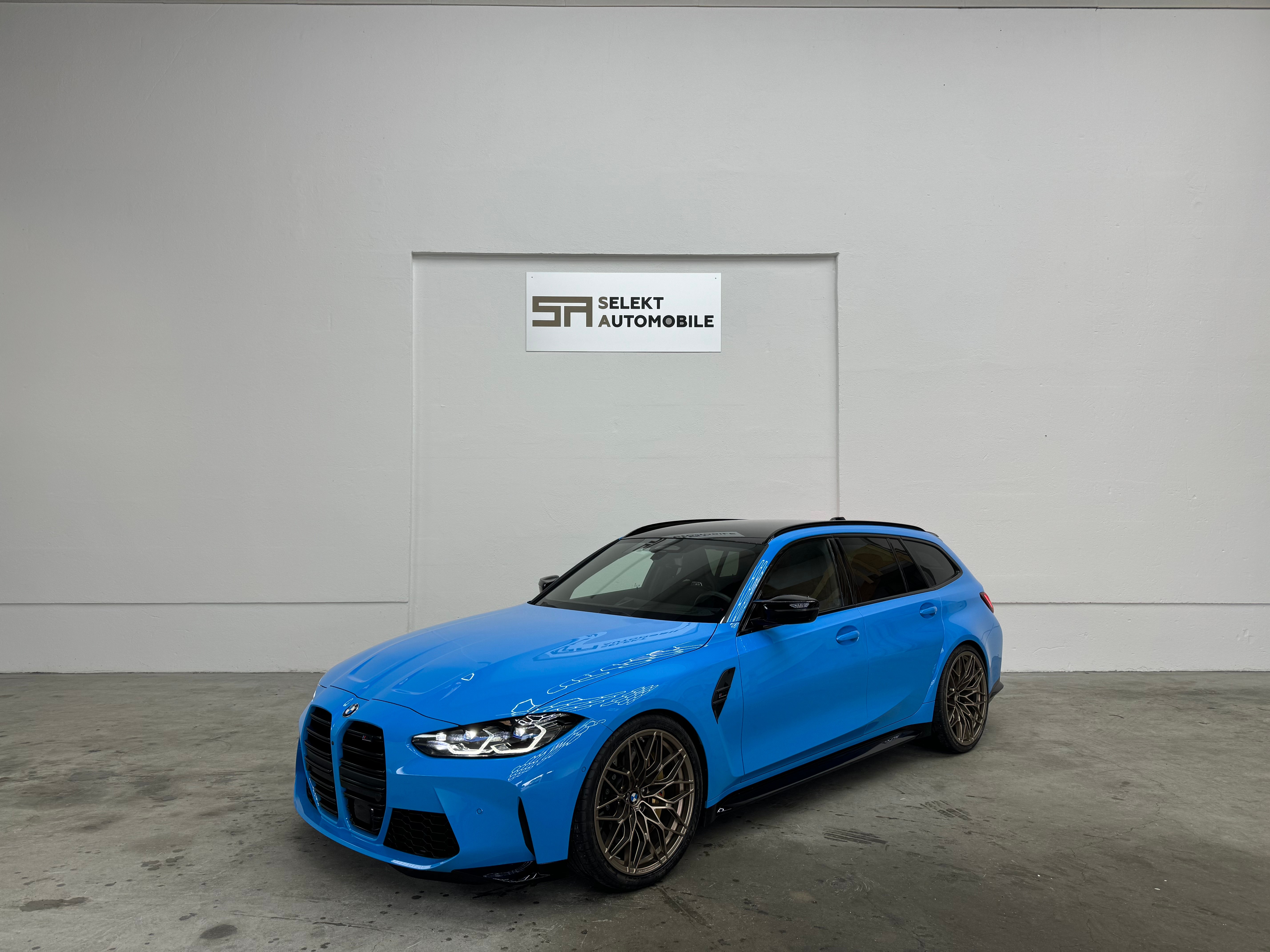 BMW M3 Touring xDrive Competition M Riviera Blau | CS Felgen 20/21 | KW | M-Track