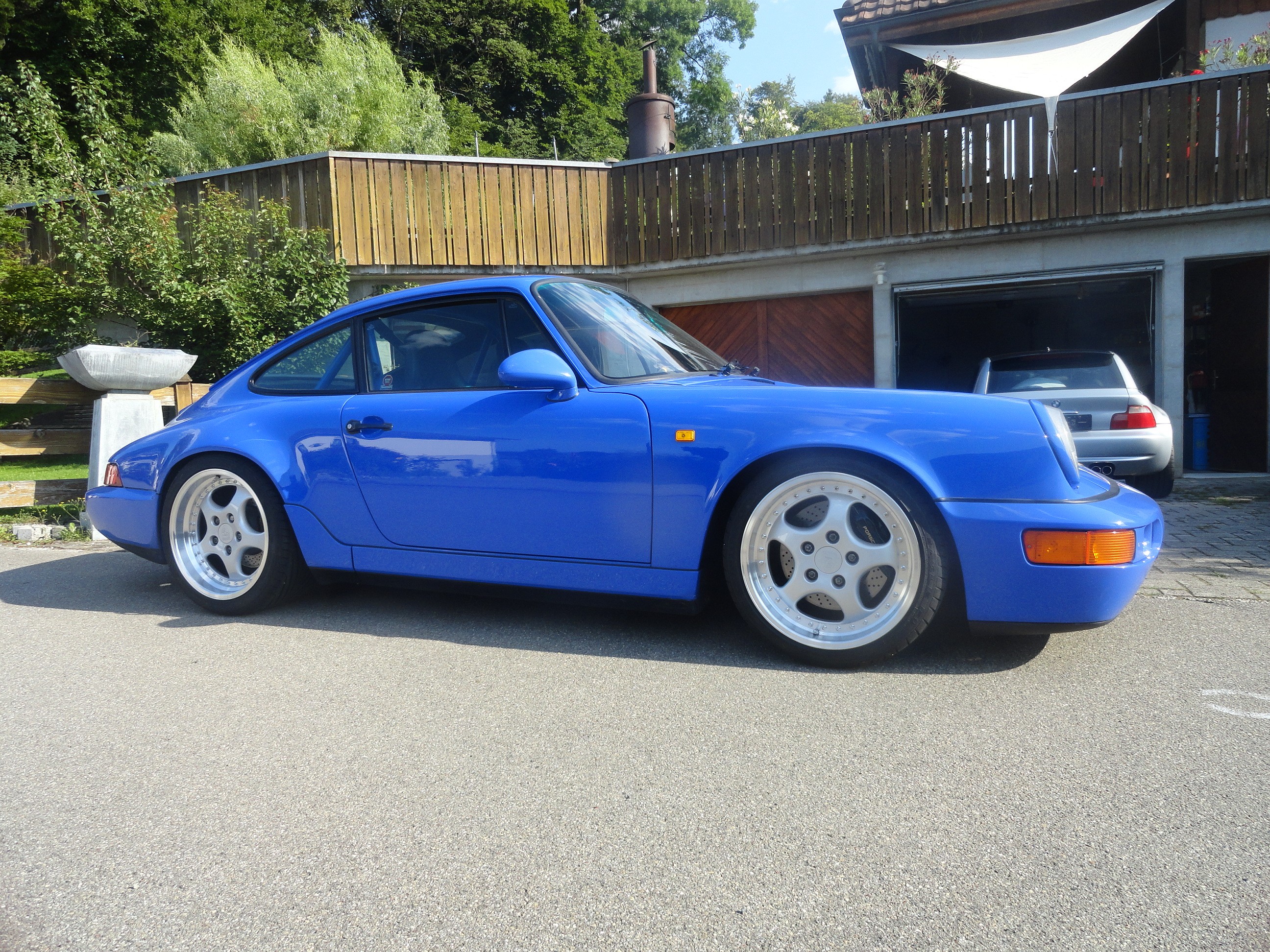 PORSCHE 911 Carrera 2 RS Touring