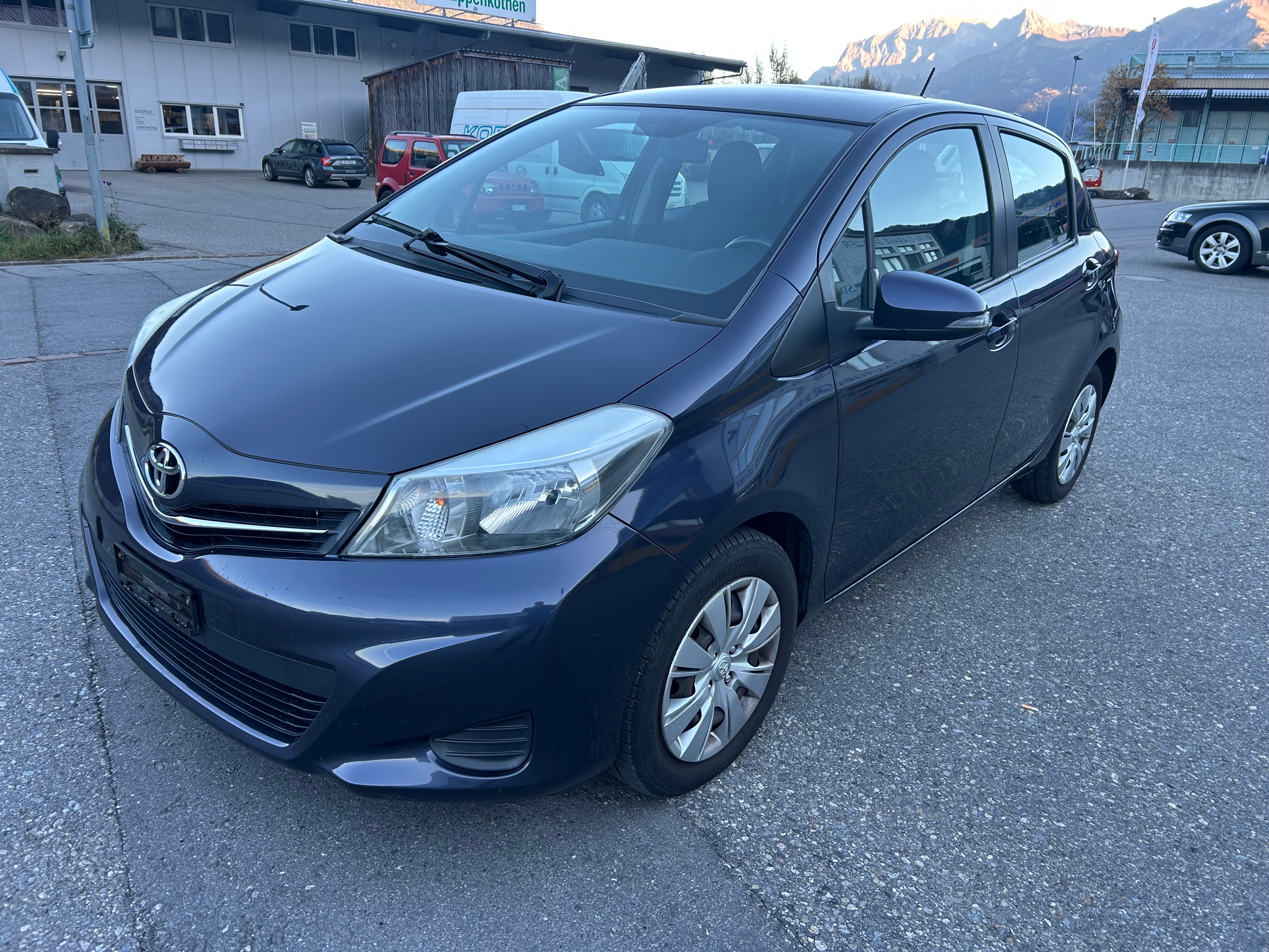 TOYOTA Yaris 1.33 Luna