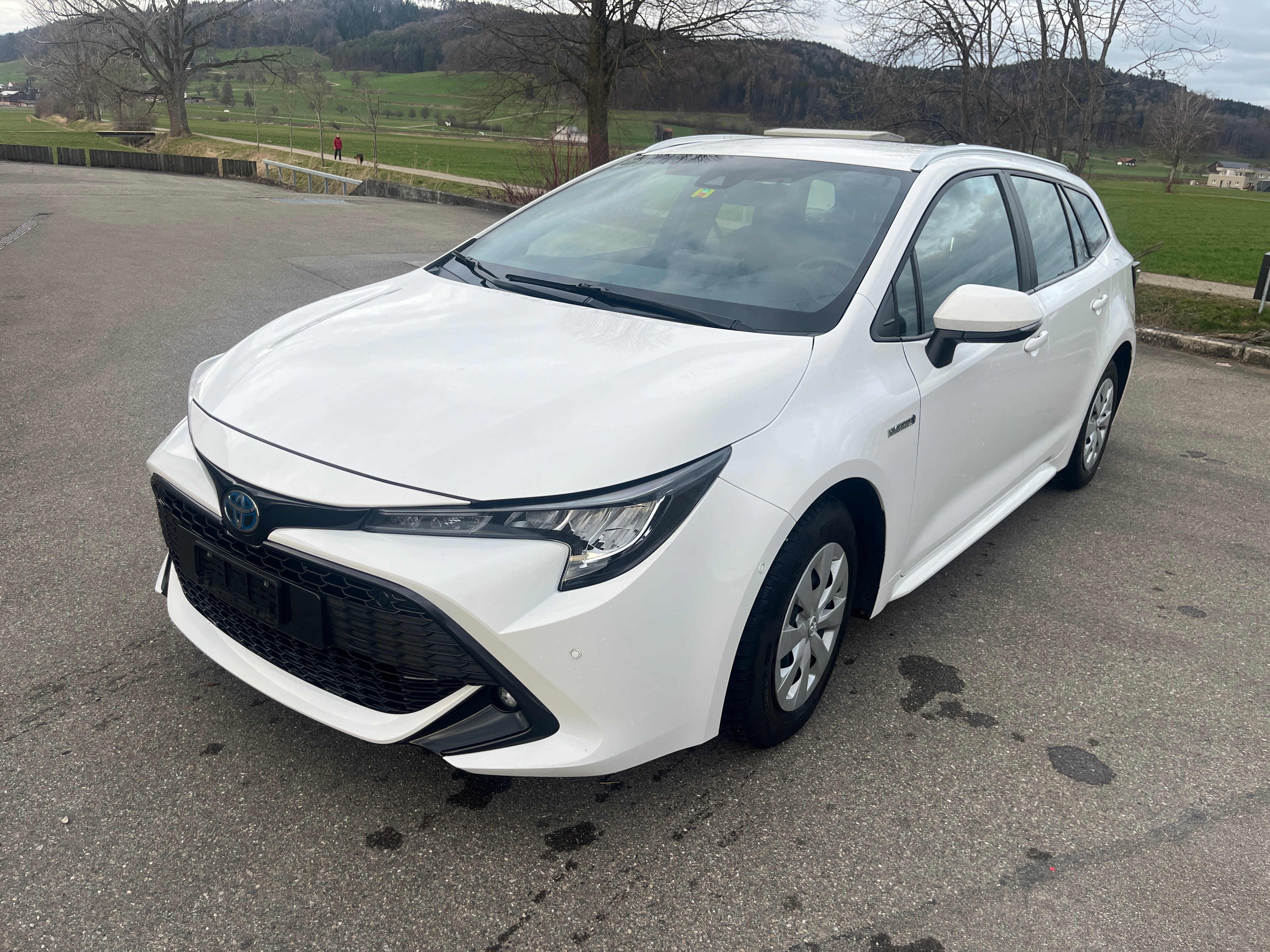 TOYOTA Corolla Touring Sports 1.8 HSD Comfort e-CVT